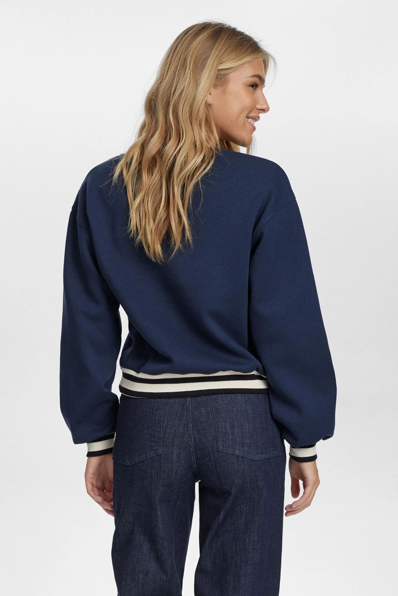 NUADA SWEAT  - Dark Sapphire - Image 2