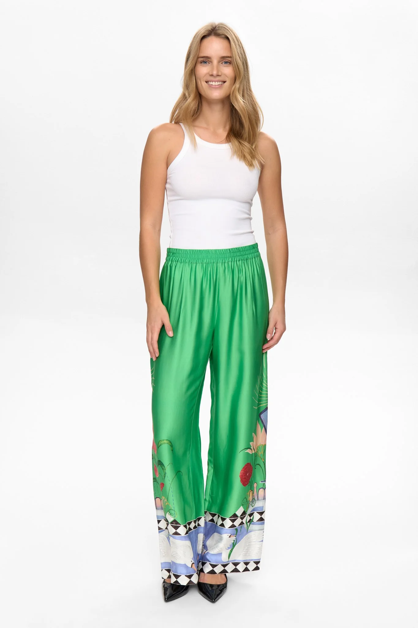 NUADELINA PANTS - Vibrant Green - Image 3