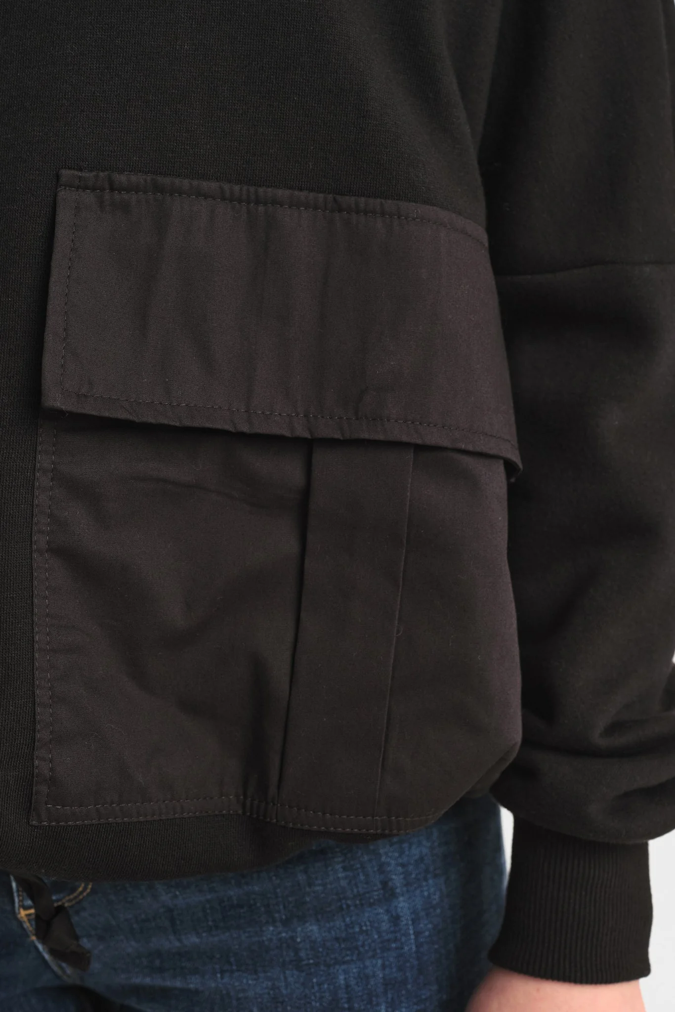 NUALETIS SWEAT - Caviar - Image 4