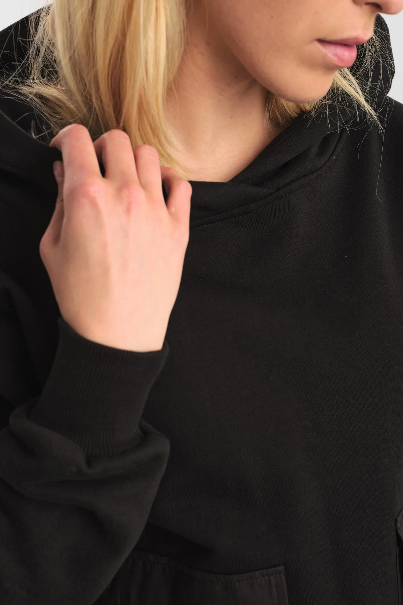 NUALETIS SWEAT - Caviar - Image 5