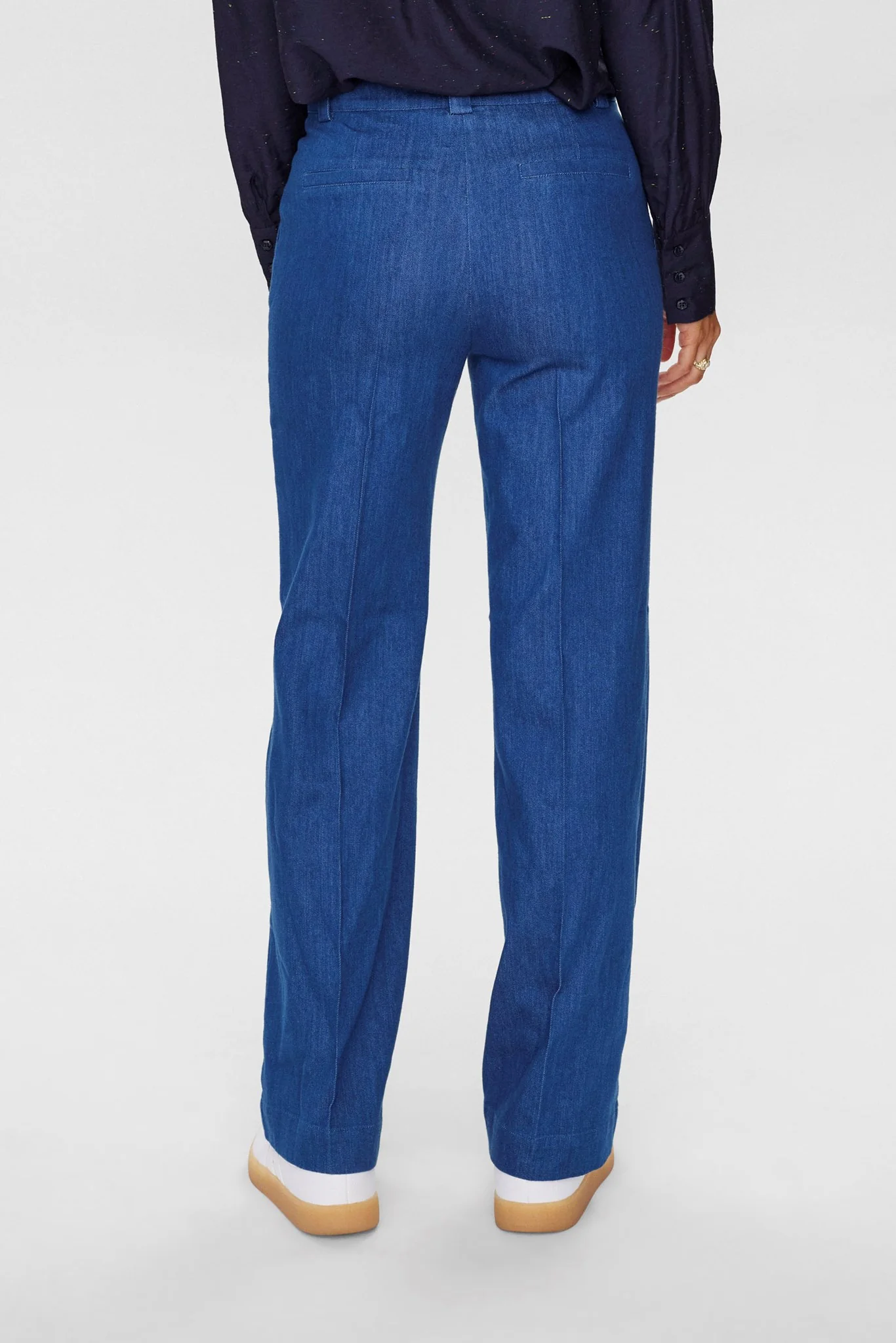 NUALETTA PANTS - Med. Blue Washed Denim - Image 2