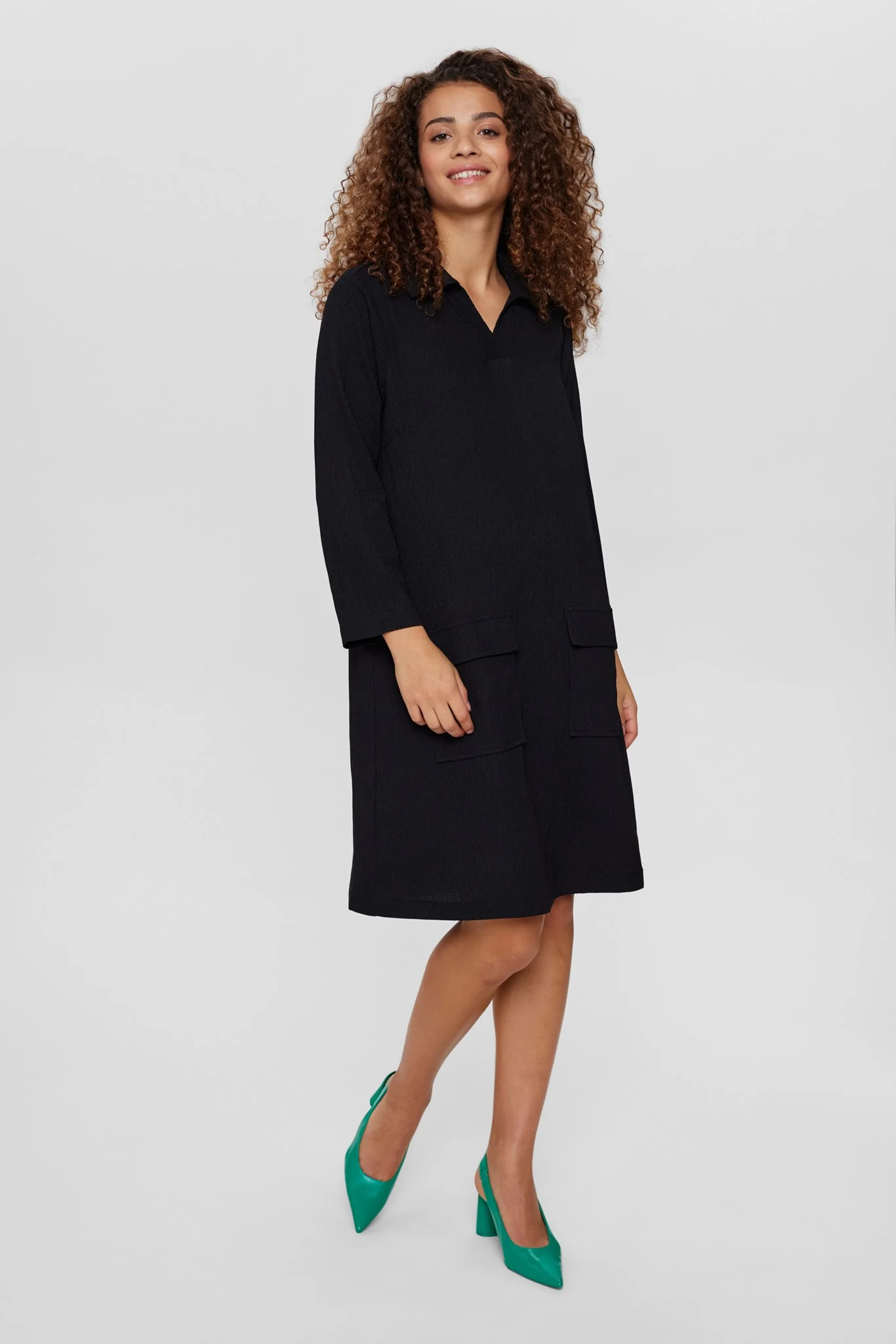 NUANA DRESS - Caviar - Image 3