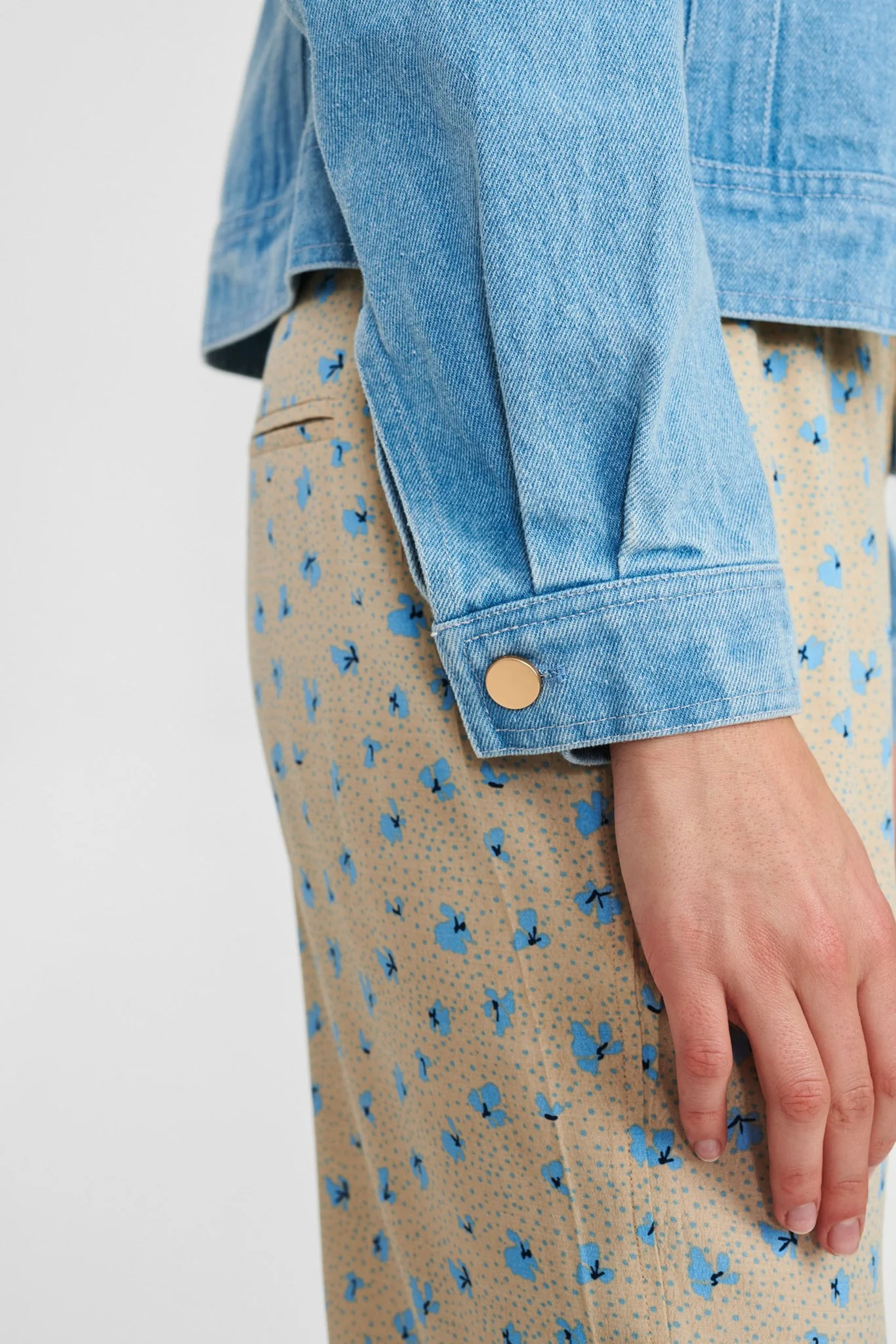 NUANIETTE JACKET  - Light Blue Denim - Image 5