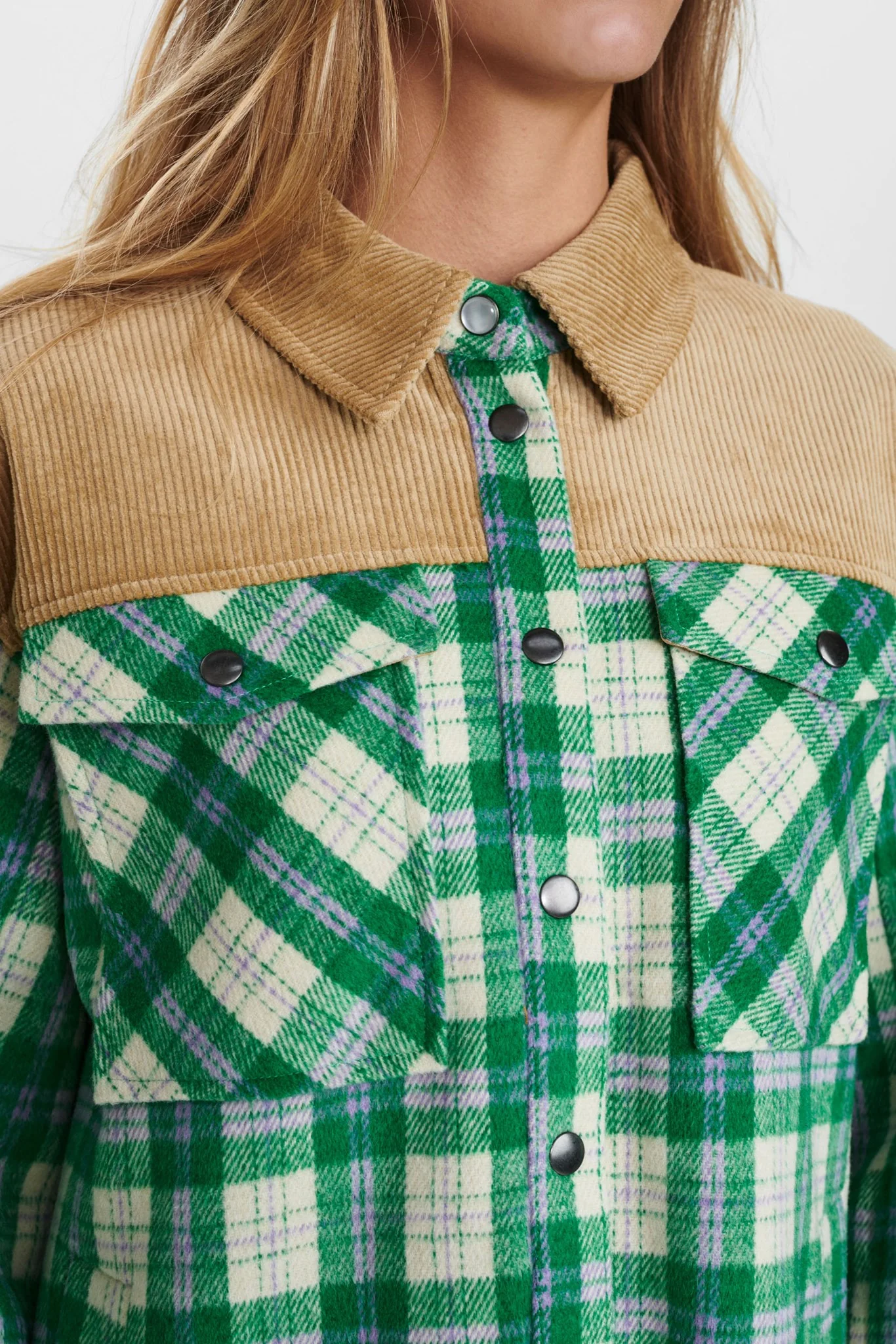 NUANNEMIE SHIRT - Fern Green - Image 4