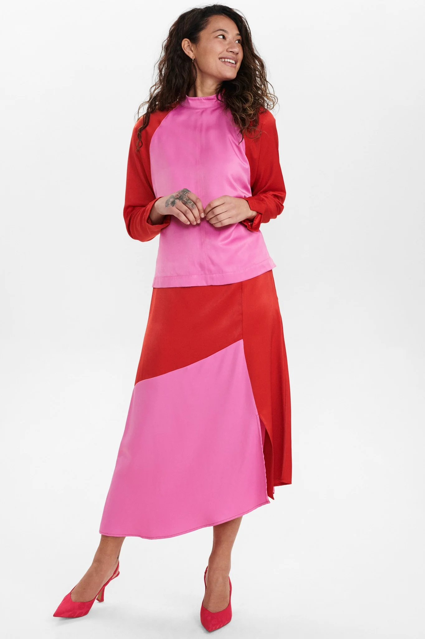 NUANNIKA SHIRT - Molten Lava - Image 3