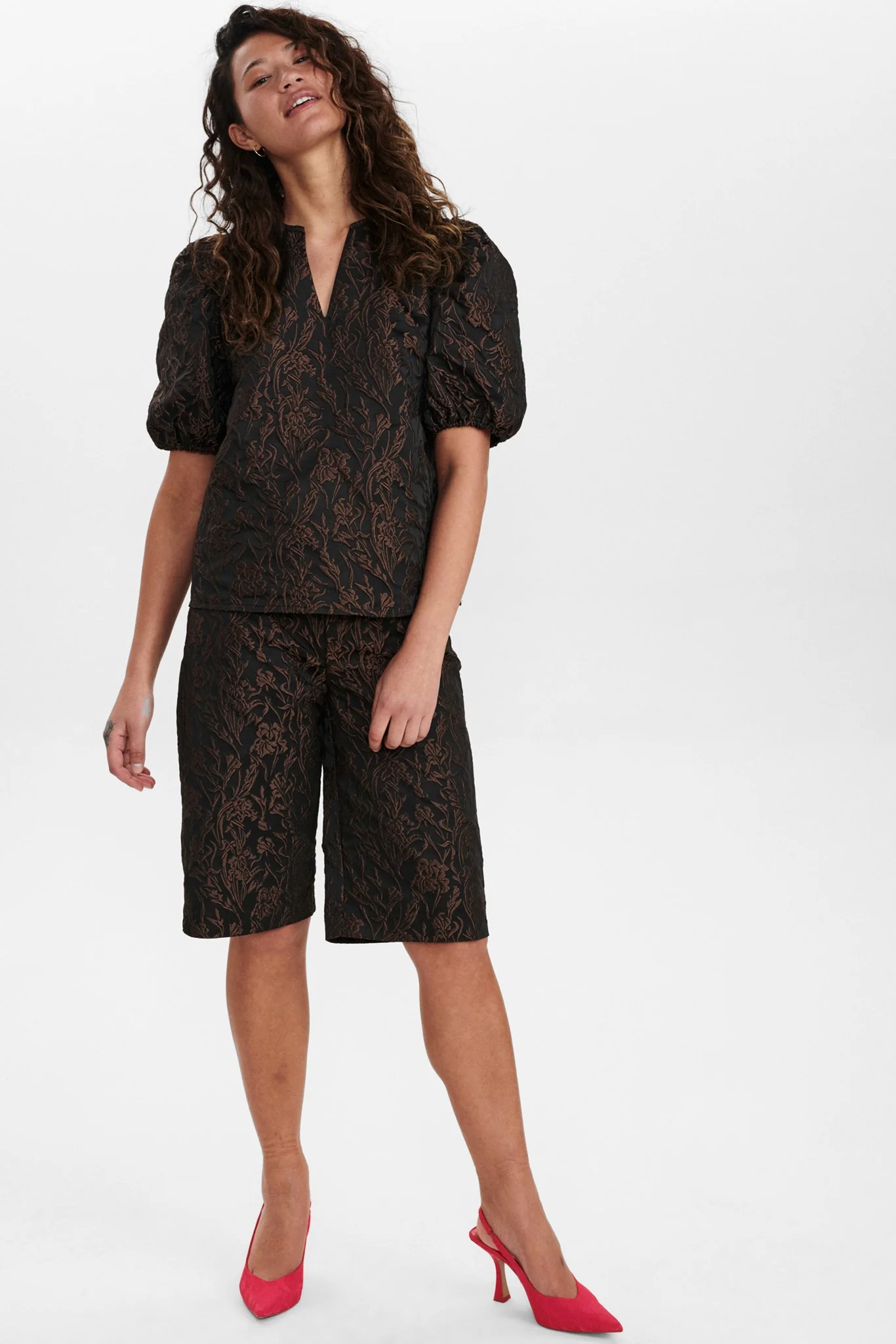 NUARABELLA BLOUSE - Chicory Coffee - Image 3
