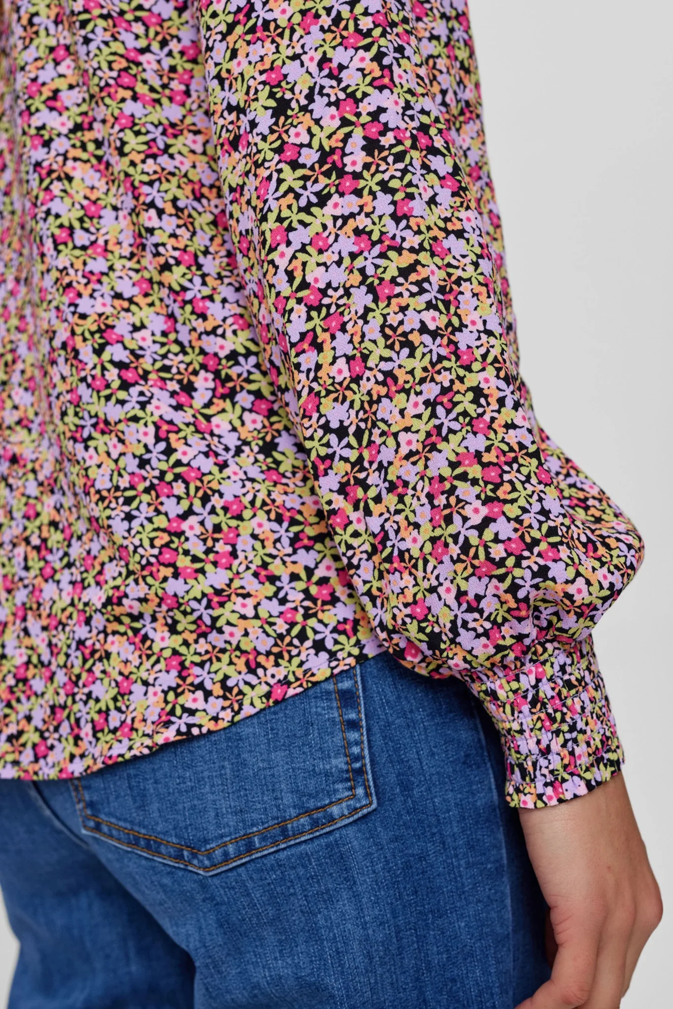 NUARLENE SHIRT - Caviar - Image 4