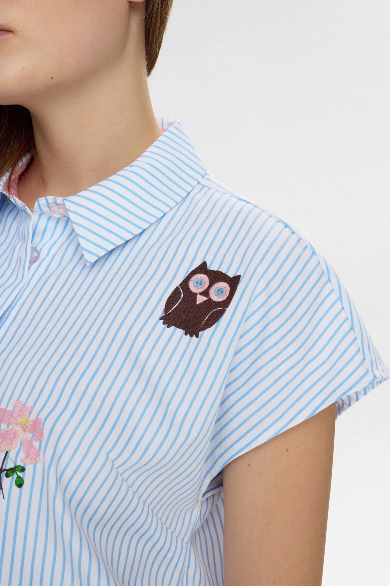 NUASHLEY EMBROIDERY SHIRT  - Airy Blue - Image 4