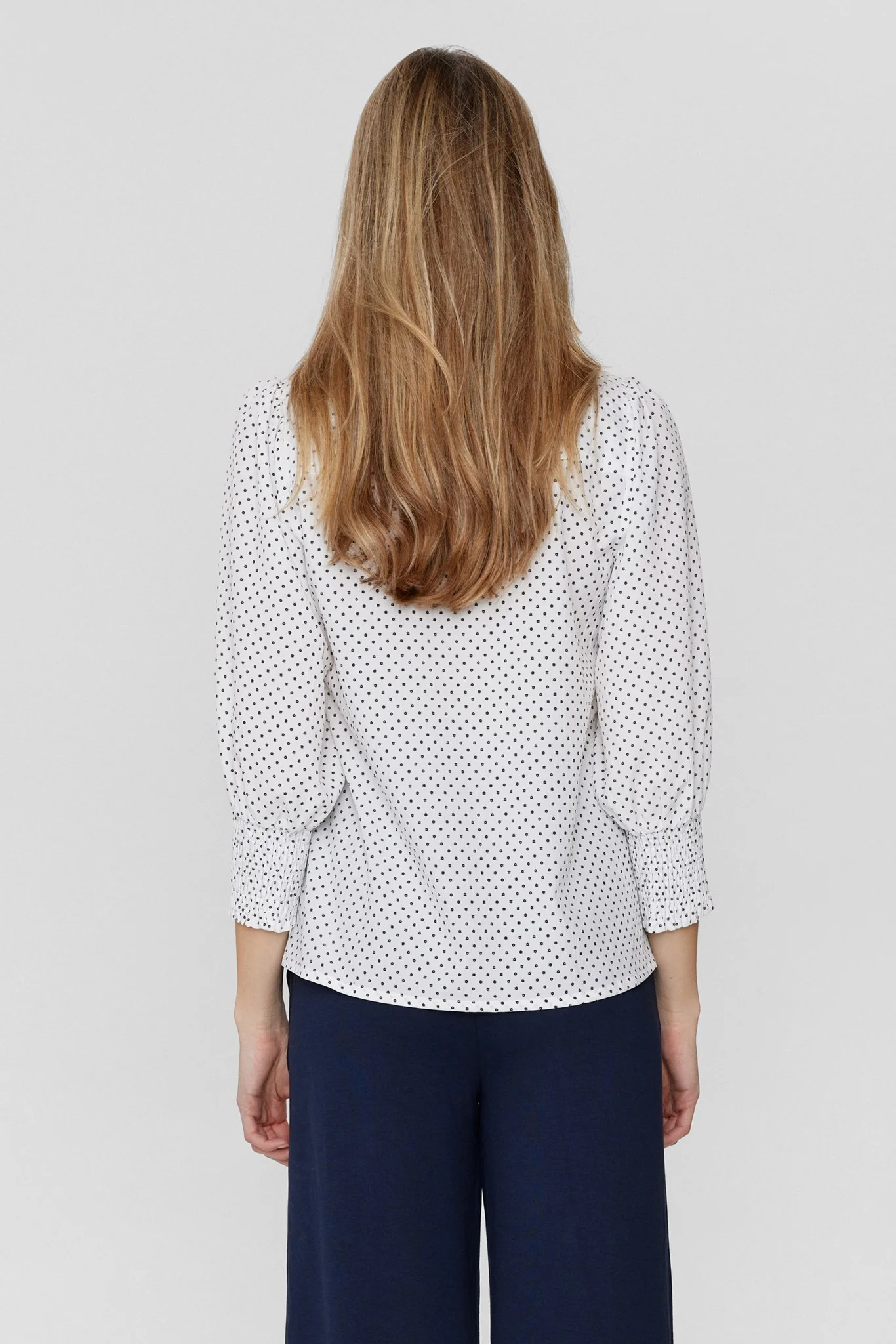 NUAVAS SHIRT - Cloud Dancer - Image 2