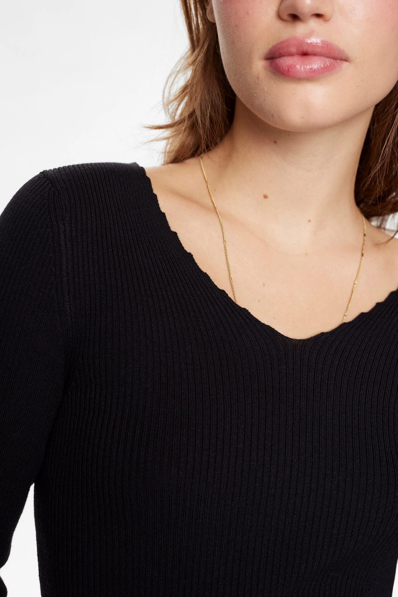 NUAYELET L/S PULLOVER - Caviar - Image 4