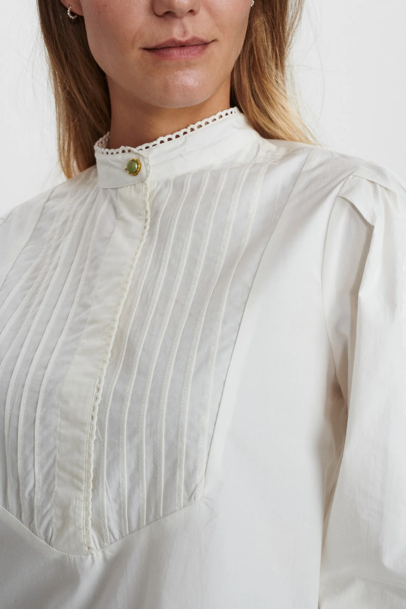 NUAYMA BLOUSE - Cloud Dancer - Image 4
