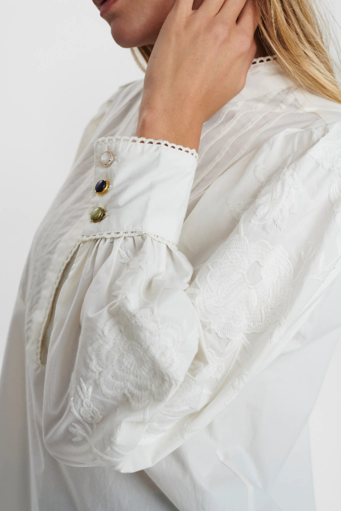 NUAYMA BLOUSE - Cloud Dancer - Image 5