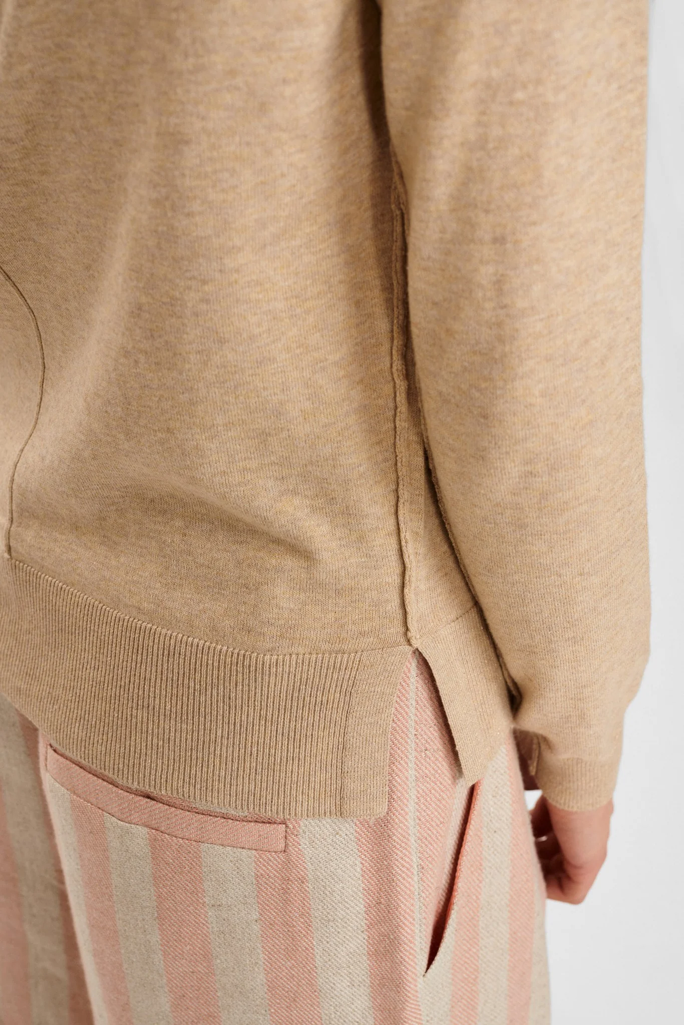 NUBECHET CARDIGAN  - Hummus - Image 5