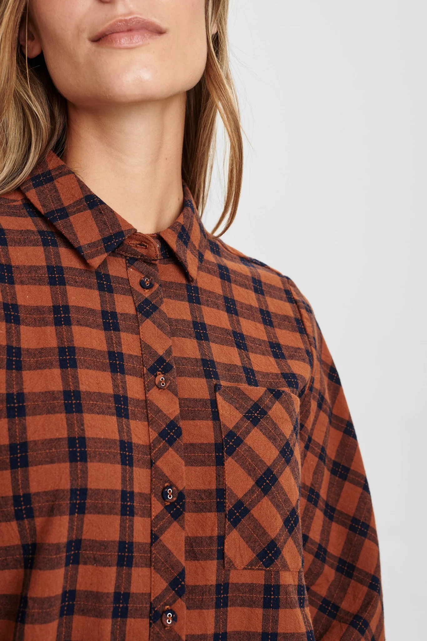 NUBELINE SHIRT - Cathay Spice - Image 4