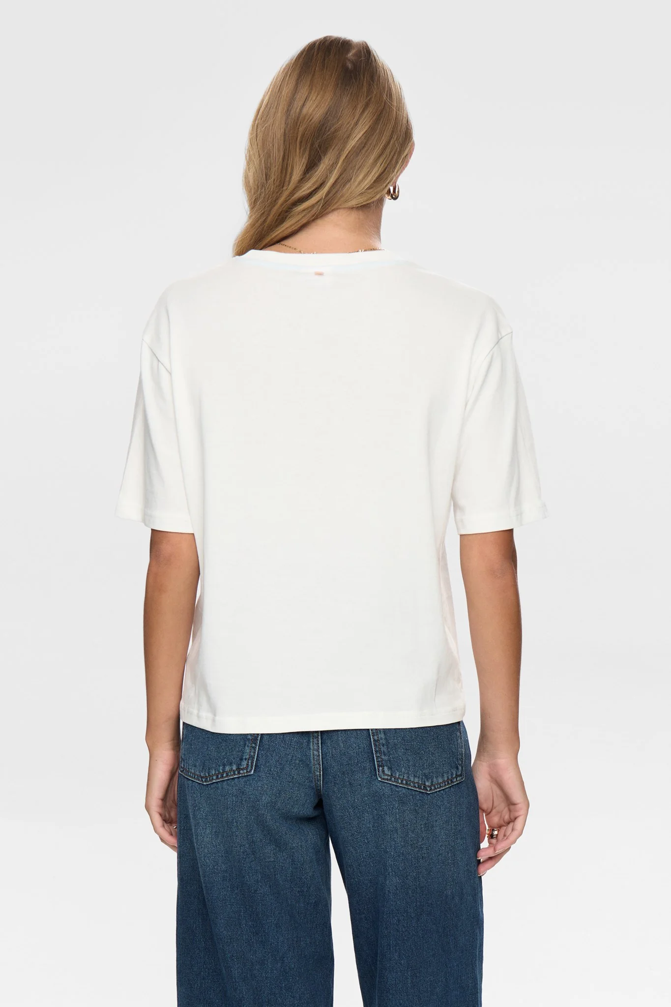 NUBELISA BOXY TEE - Cloud Dancer - Image 2