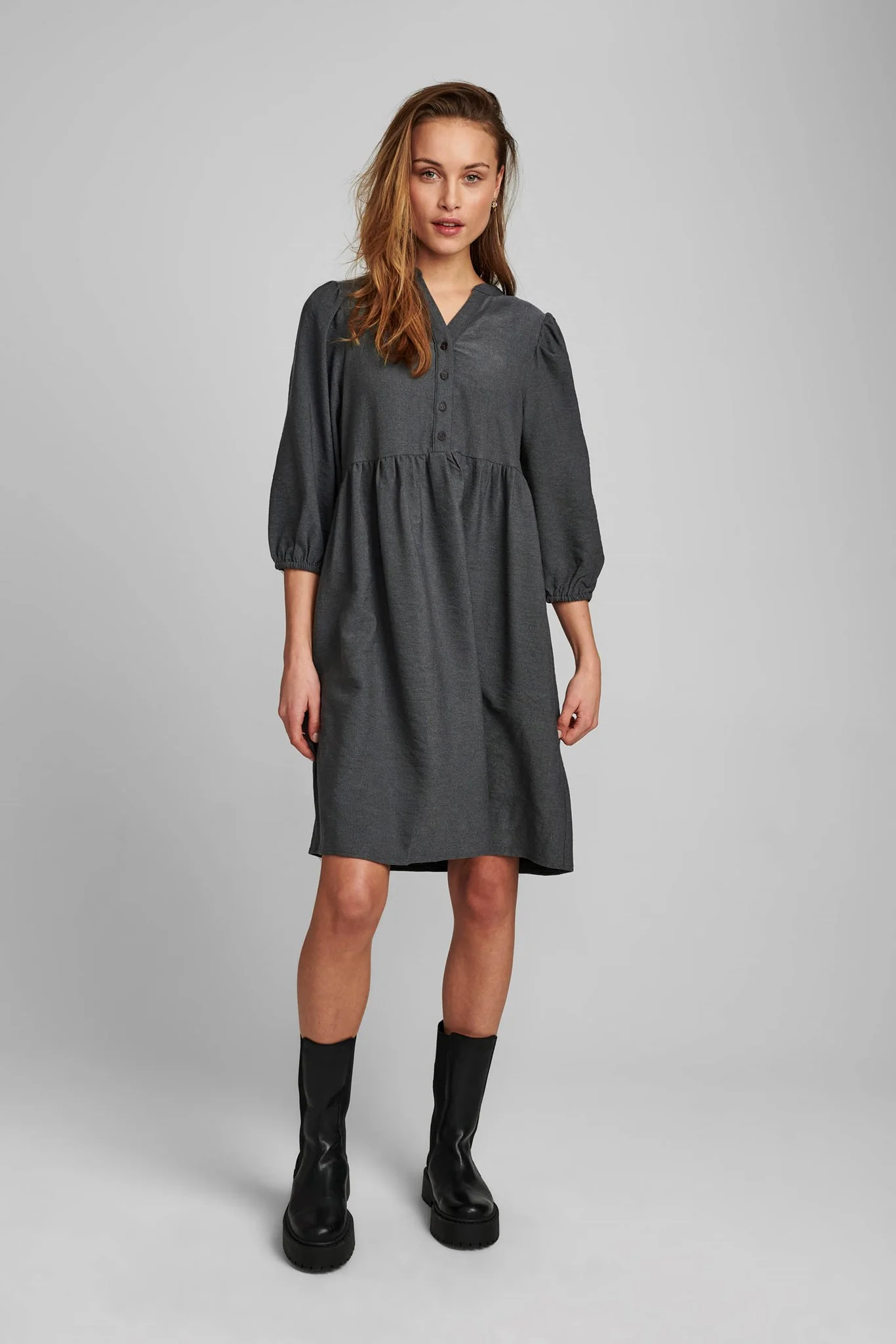 NUBELLIS DRESS - Dark Shadow - Image 3