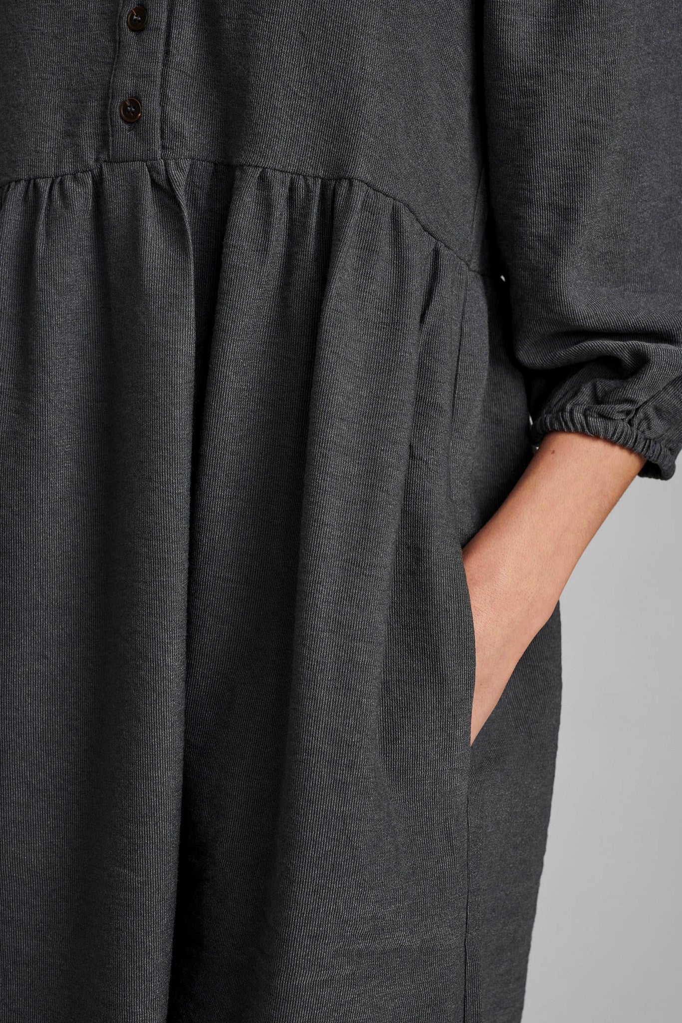 NUBELLIS DRESS - Dark Shadow - Image 5