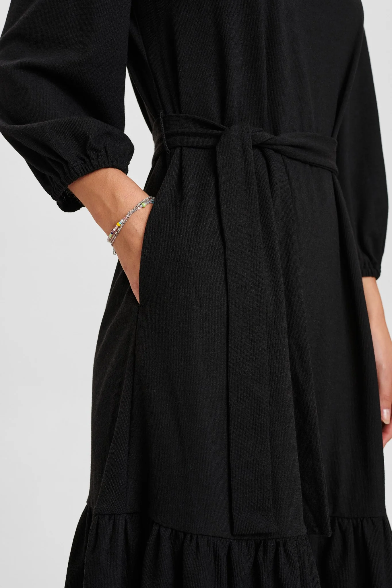 NUBENDA DRESS - Caviar - Image 5