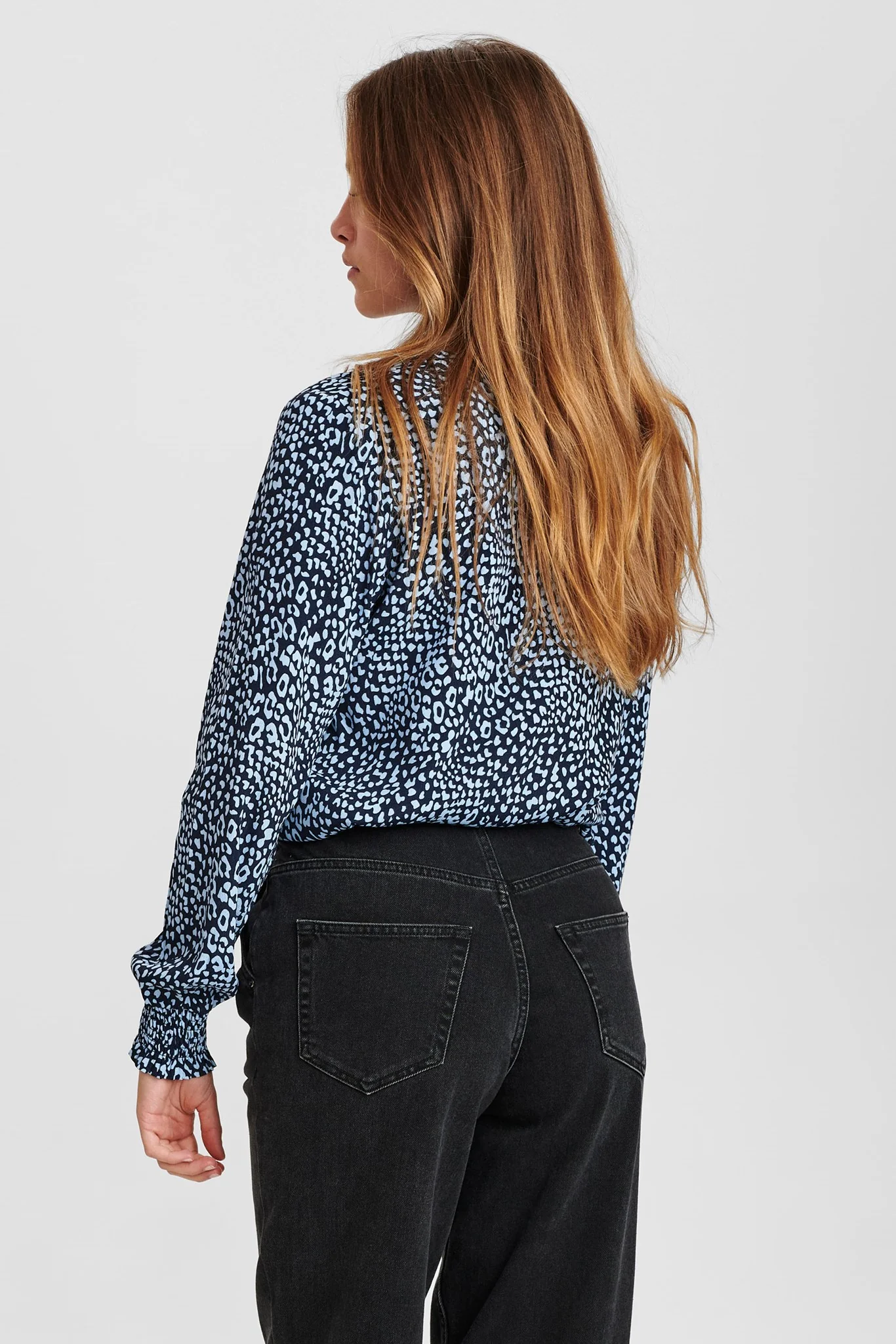 NUBENTA BLOUSE - Dark Sapphire - Image 2