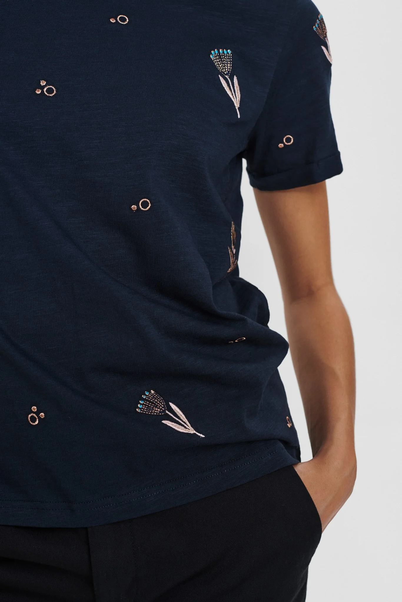 NUBERNICE TEE - Dark Sapphire - Image 5