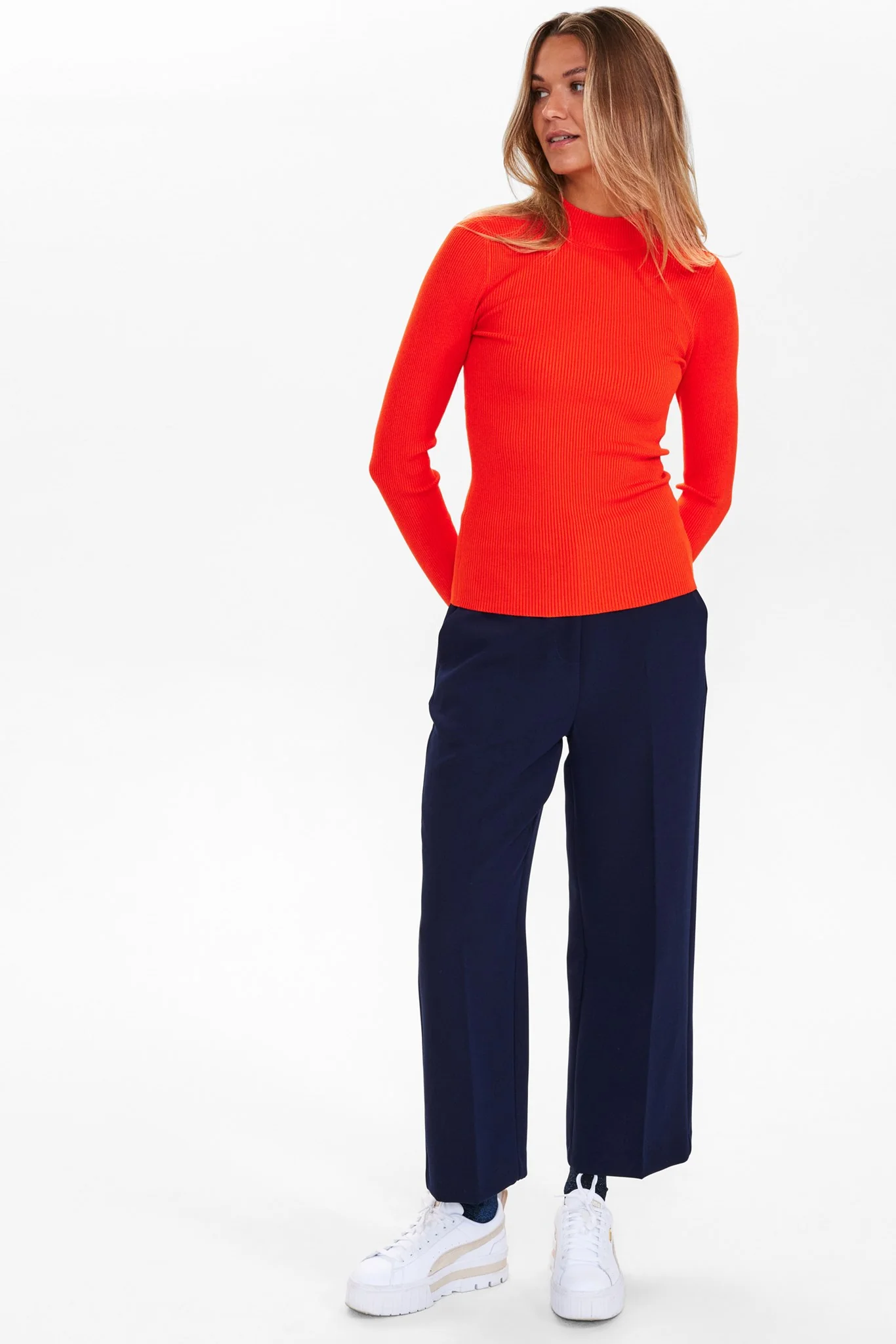 NUBIA LS PULLOVER - NOOS - Cherry Tomato - Image 3