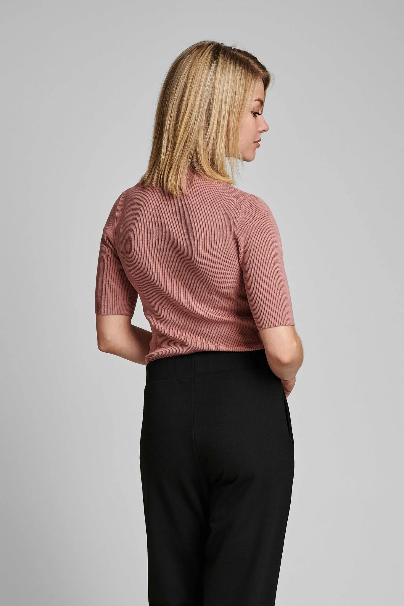 NUBIA SS PULLOVER  - Ash Rose - Image 2
