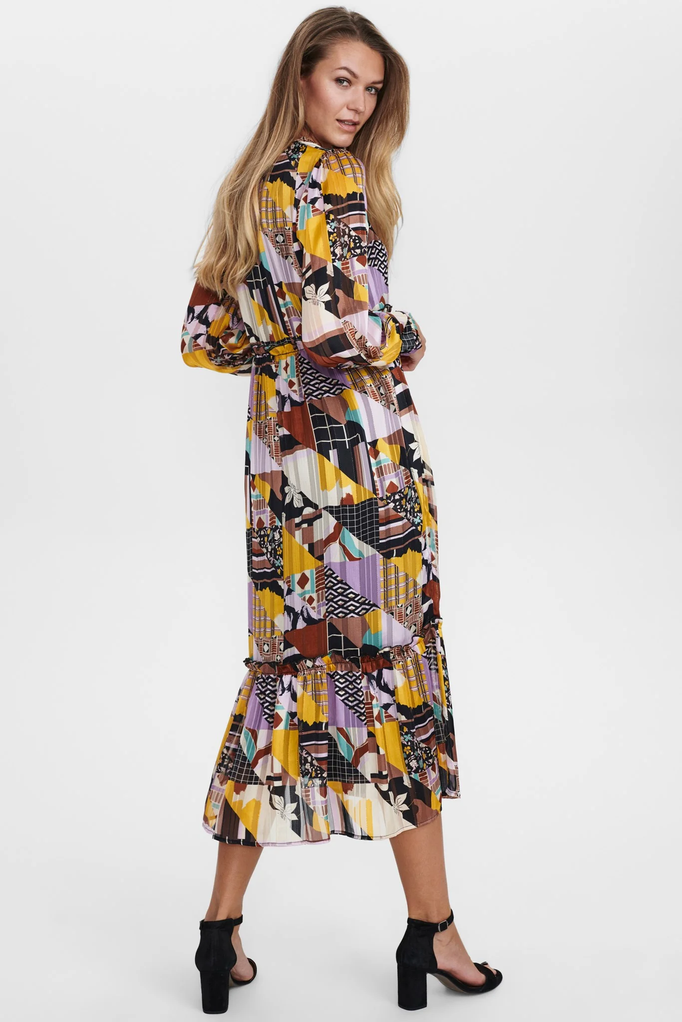 NUBIANCA DRESS - Caviar - Image 2