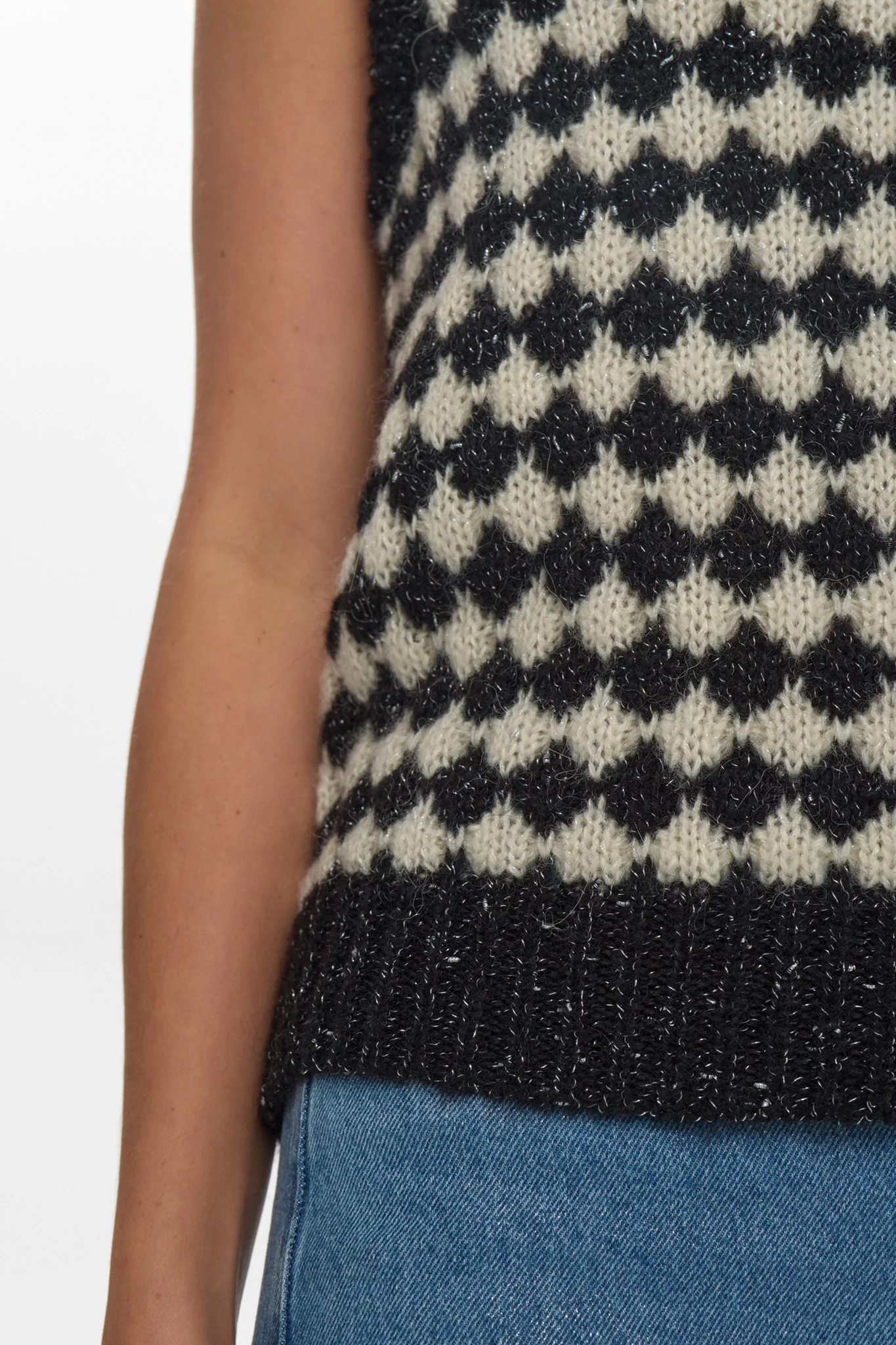 NUBILA VEST  - Caviar - Image 5