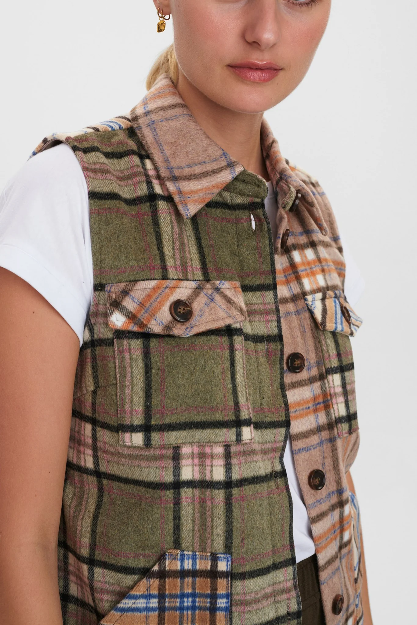 NUBINA WAISTCOAT - Grape leaf - Image 4