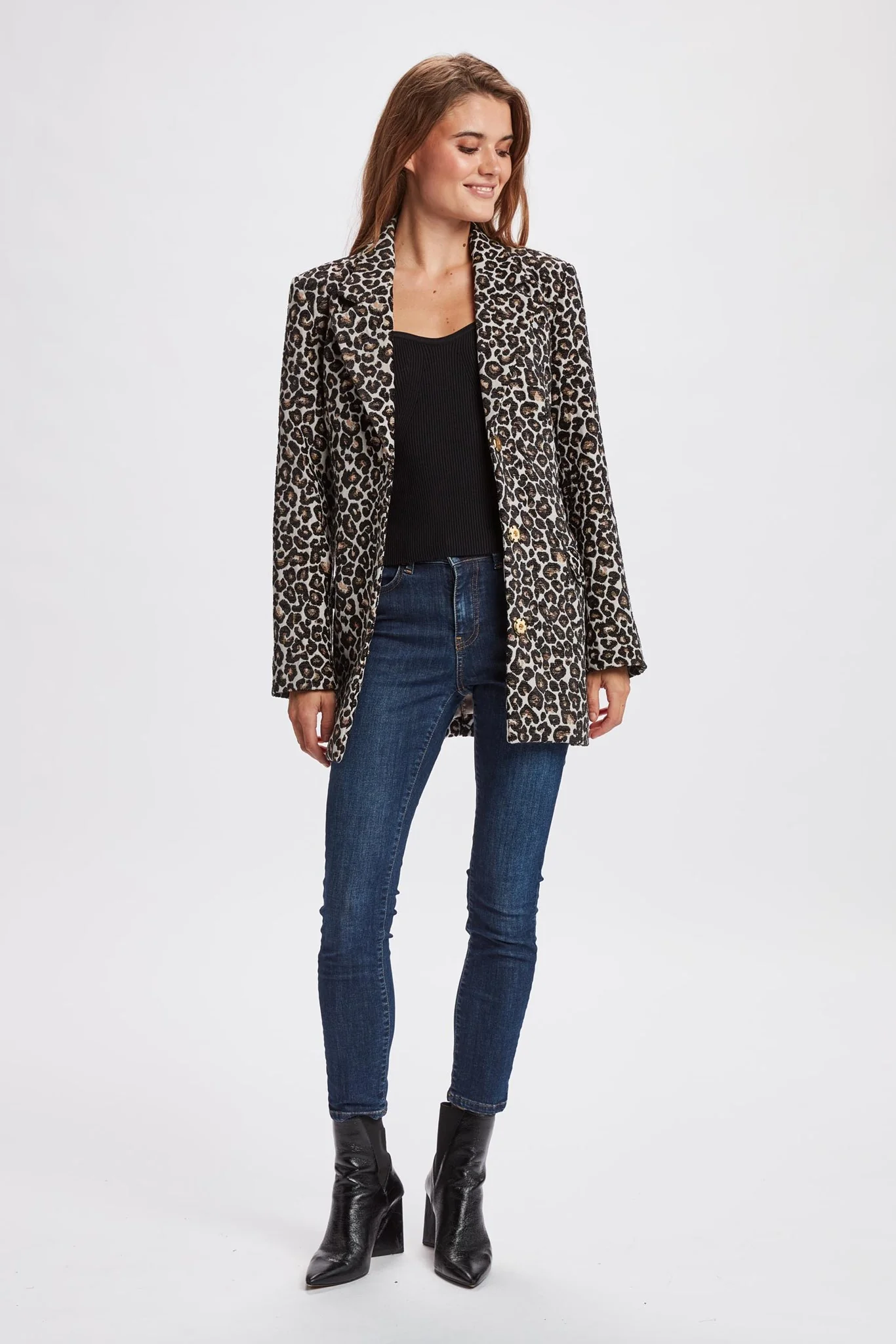 NUBIVA BLAZER JACKET - Caviar - Image 3