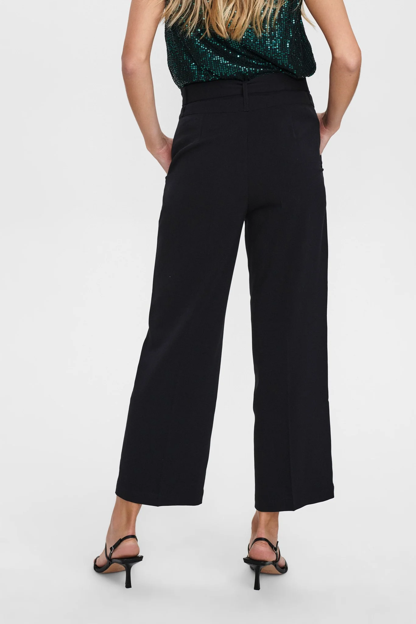 NUBLIA CULOTTE PANT - Caviar - Image 2