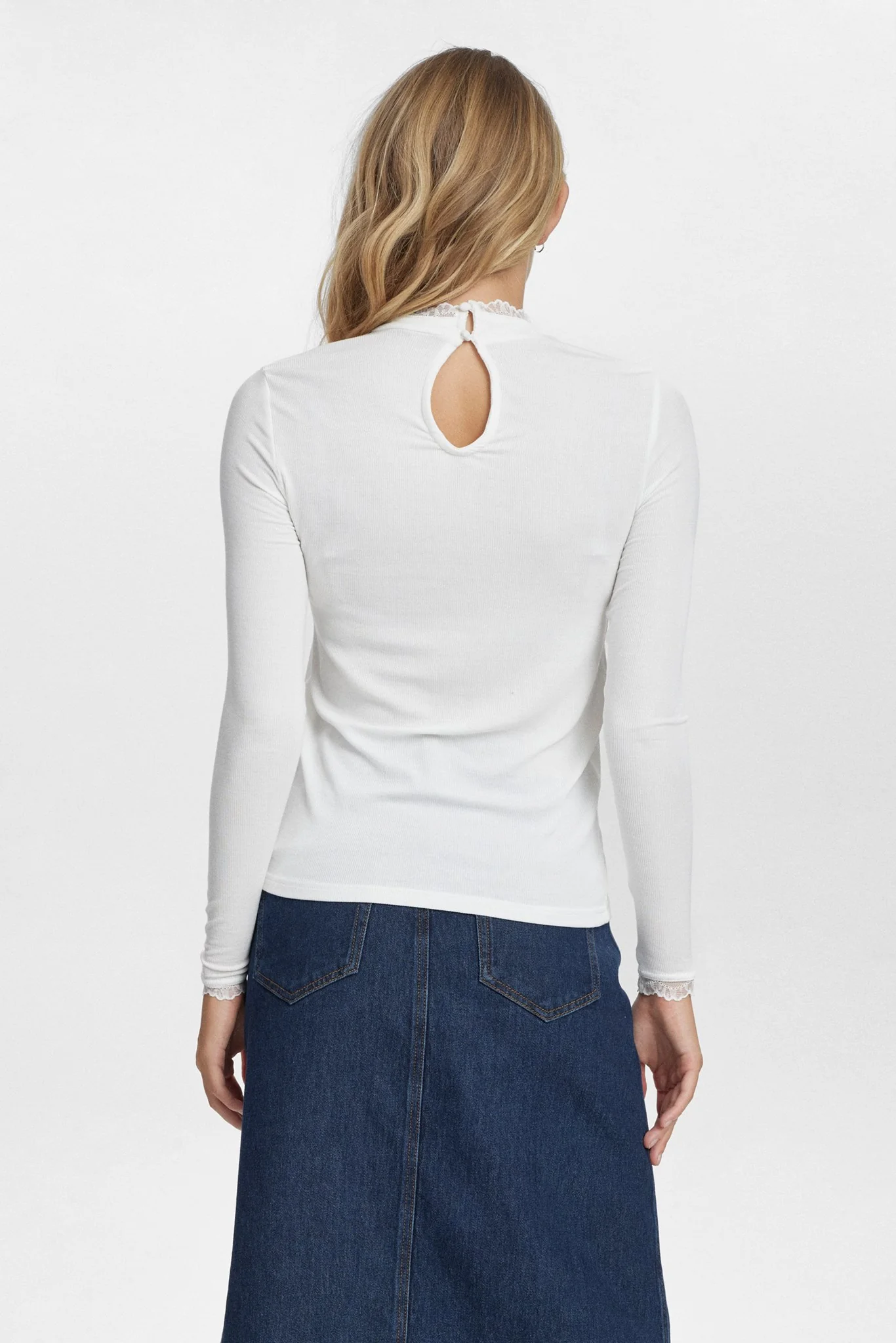 NUBOWIE LACE BLOUSE - Cloud Dancer - Image 2