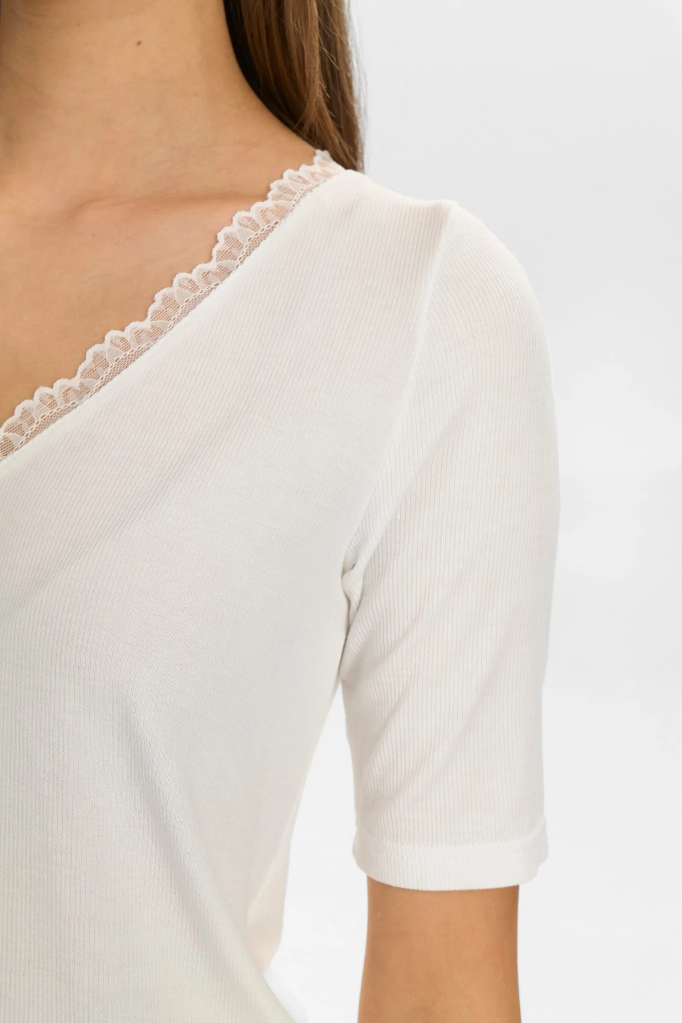 NUBOWIE LACE T-SHIRT - Cloud Dancer - Image 4