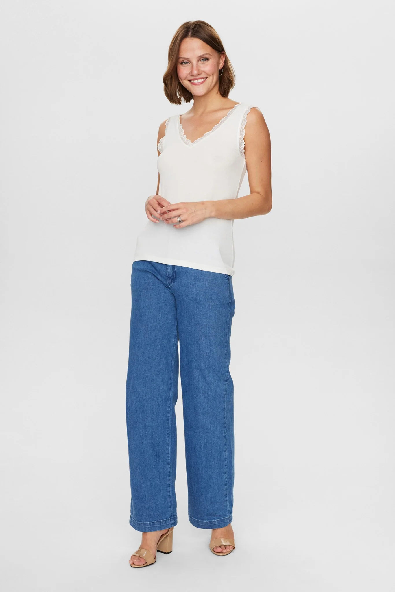 NUBOWIE LACE TOP - Cloud Dancer - Image 3