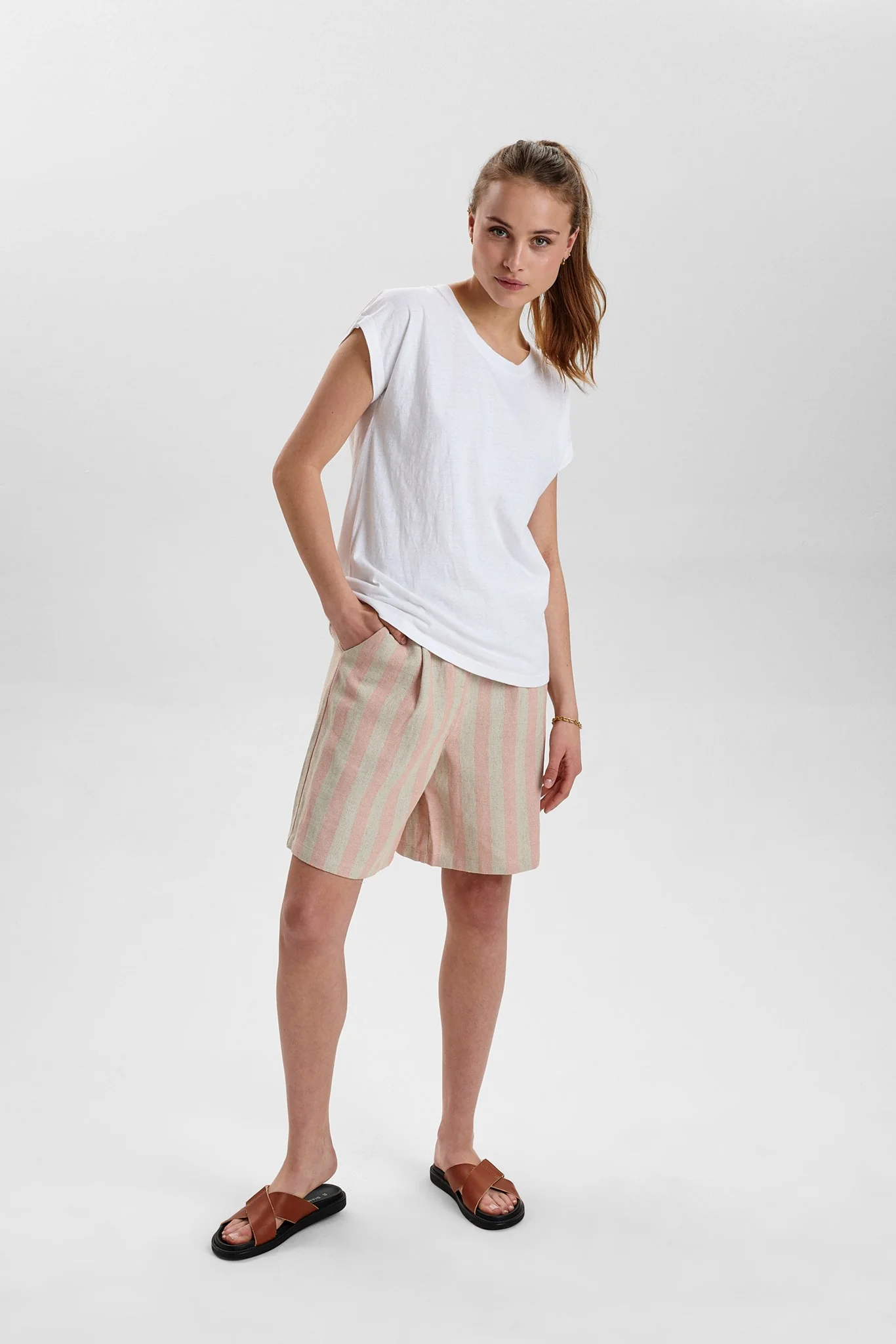 NUBRENNA T-SHIRT - Bright White - Image 3