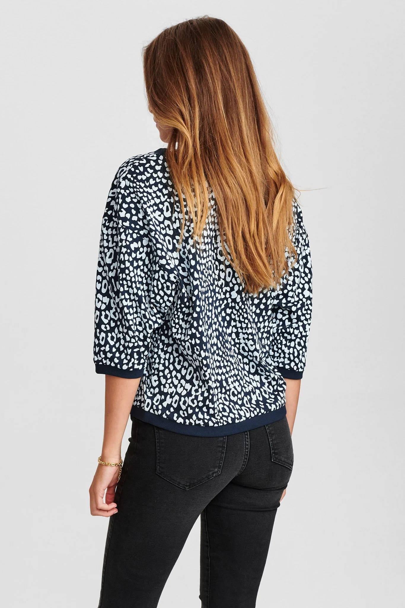 NUBRIDGHE TEE - Dark Sapphire - Image 2