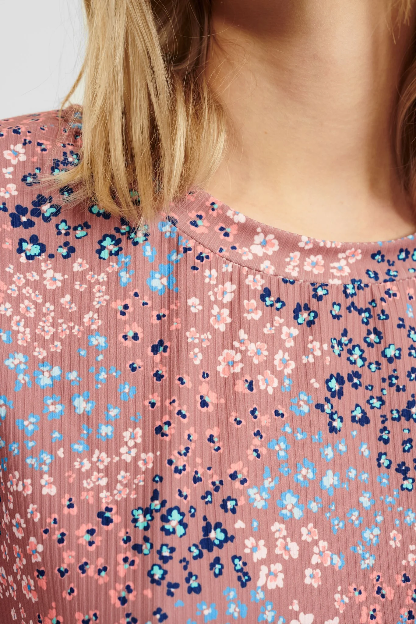NUBRIGHED BLOUSE - Cedar Wood - Image 5