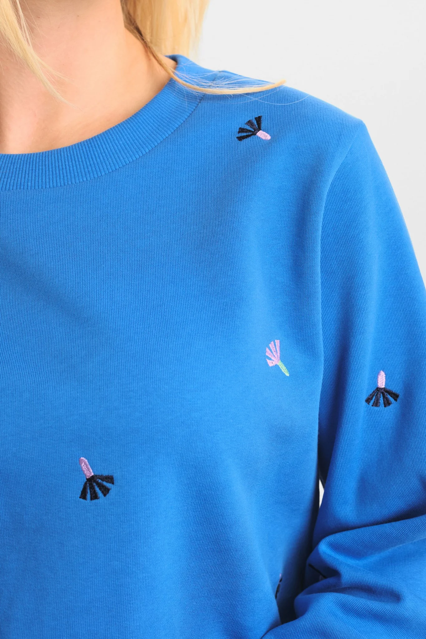 NUBRITTANY SWEAT - Palace Blue - Image 4