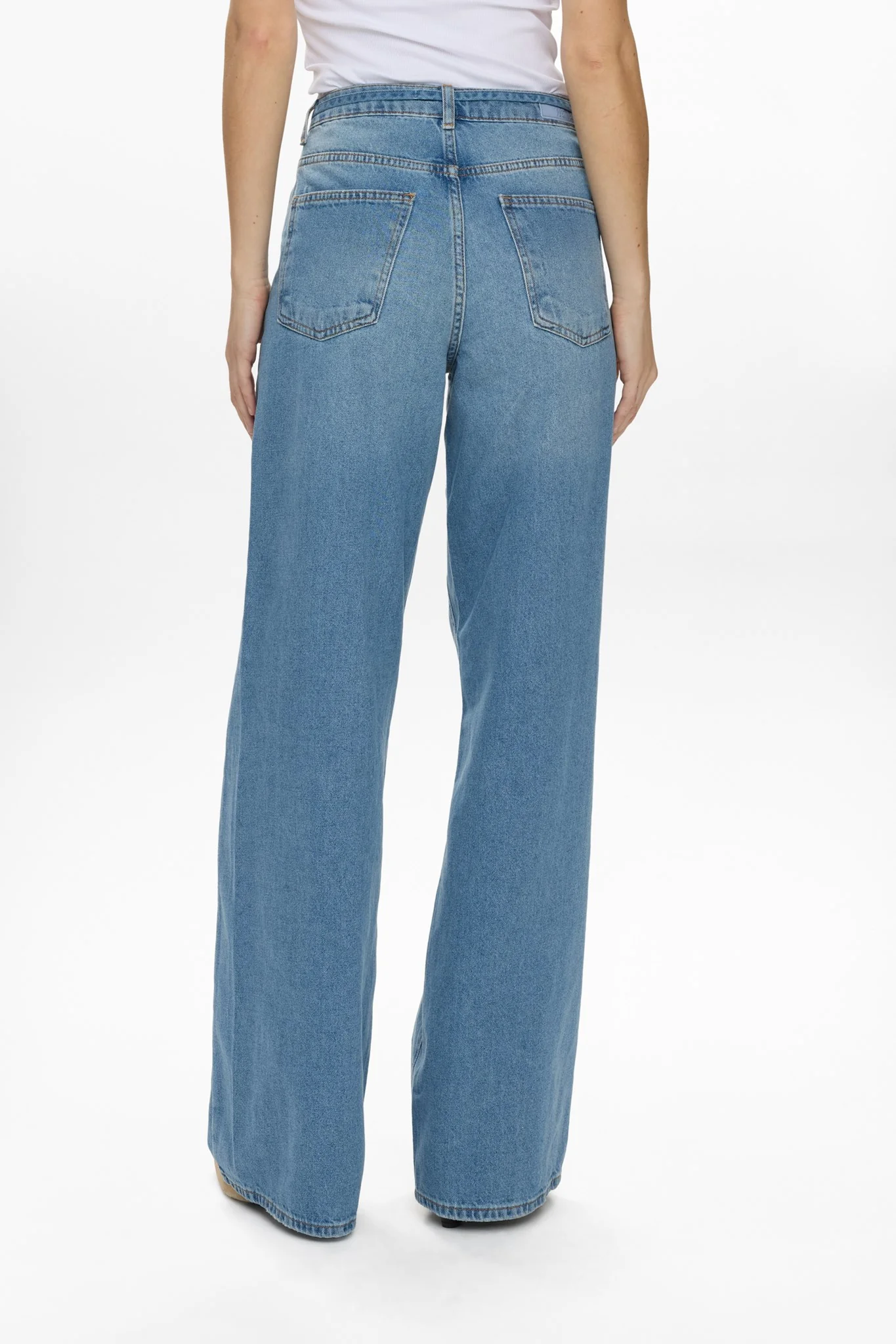 NUBROOKLYN HR WIDE JEANS - P3010 - Light Blue Denim - Image 2
