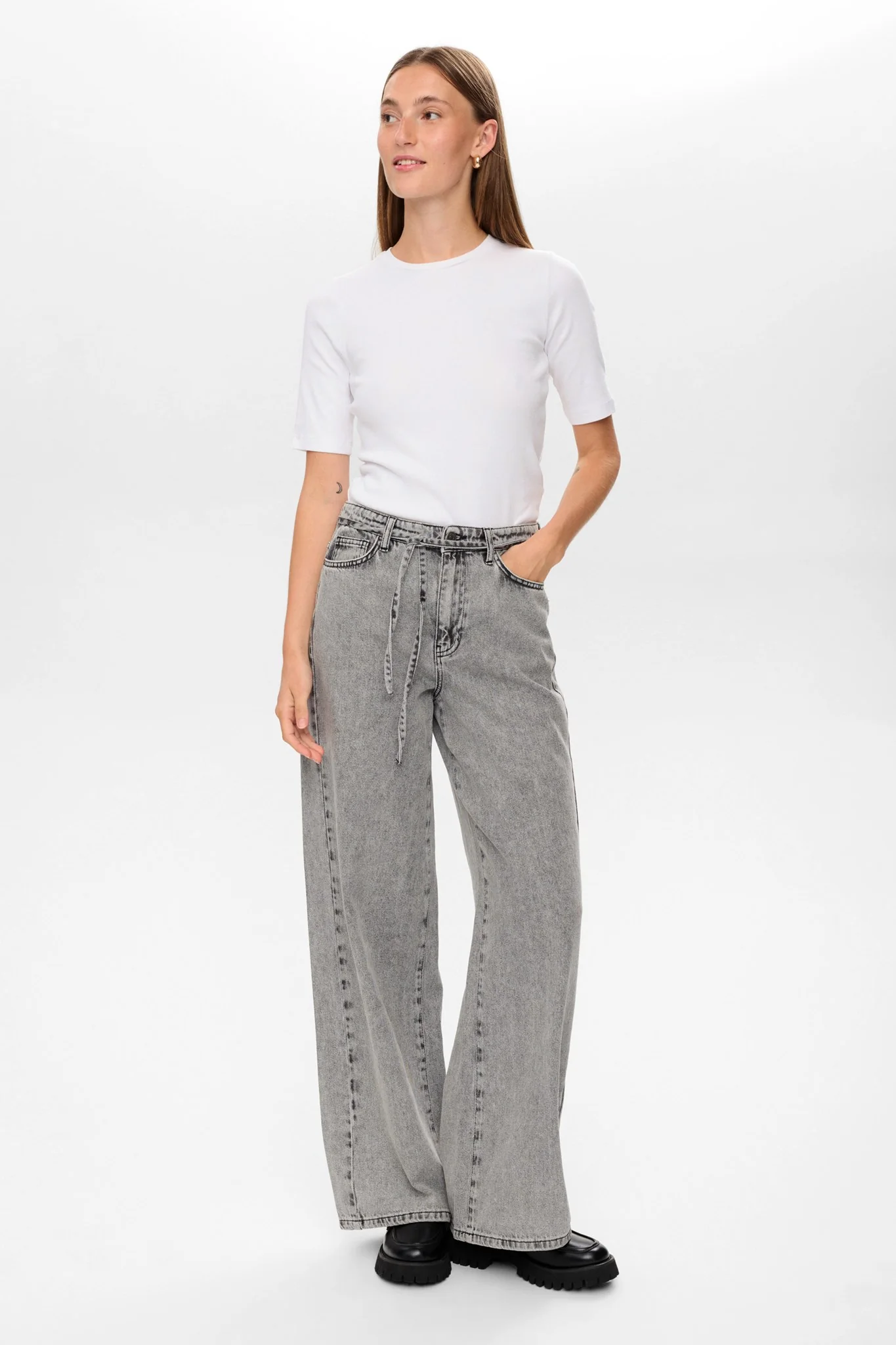 NUBROOKLYN JEANS - Light Grey Denim - Image 3