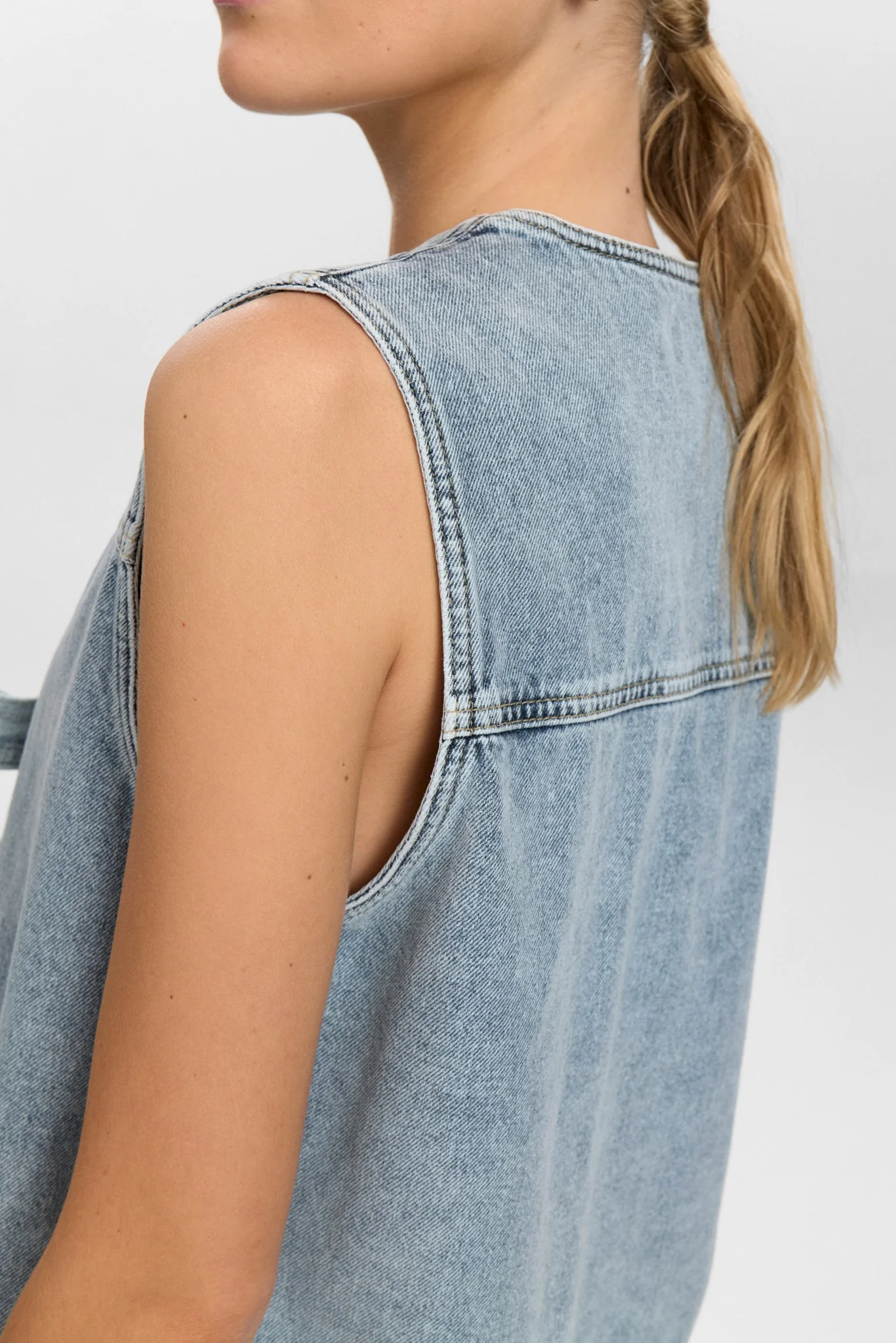 NUBROOKLYN VEST - Light Blue Bleach - Image 5