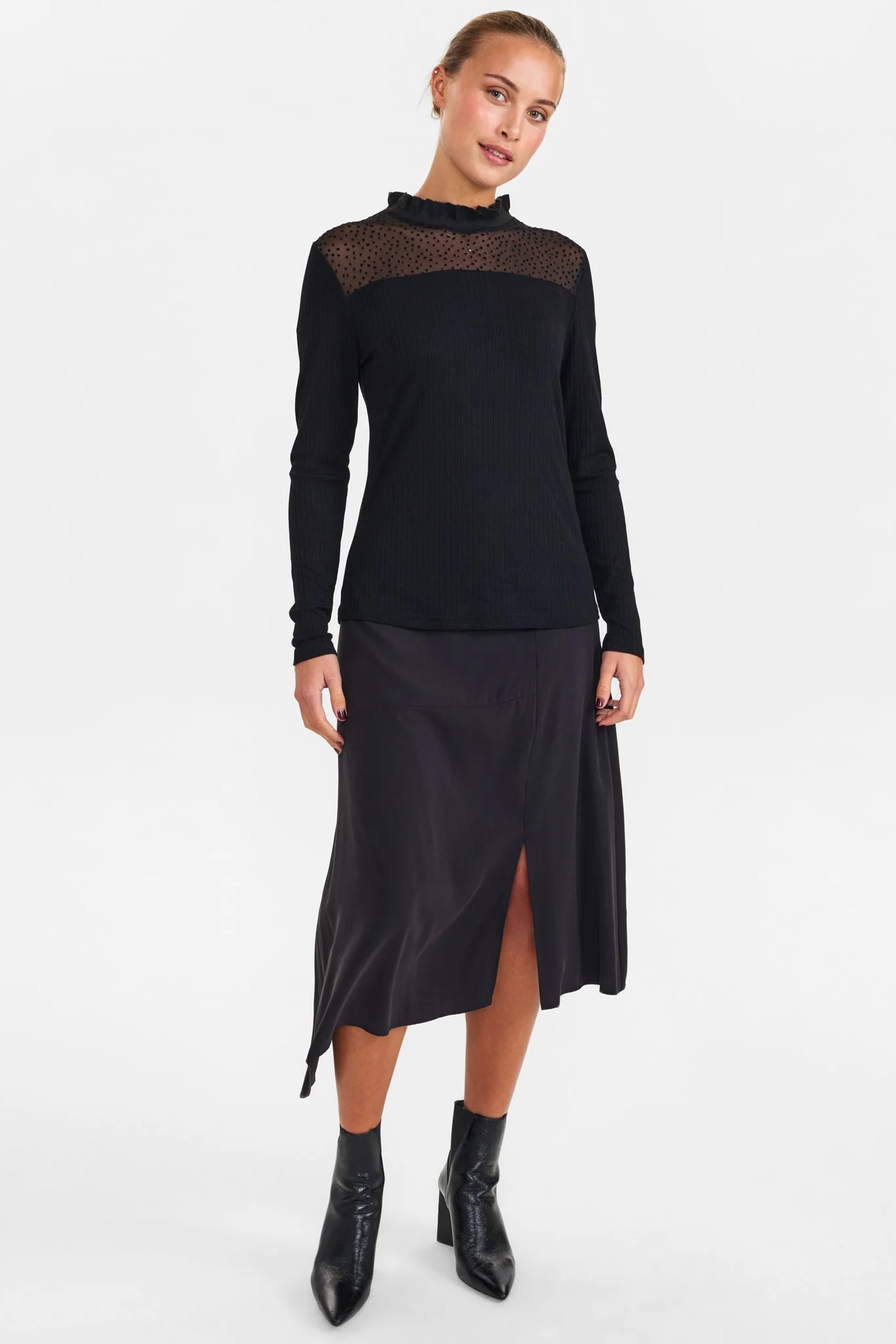 NUBUTTERFLY W/O FRINGES - Caviar - Image 3