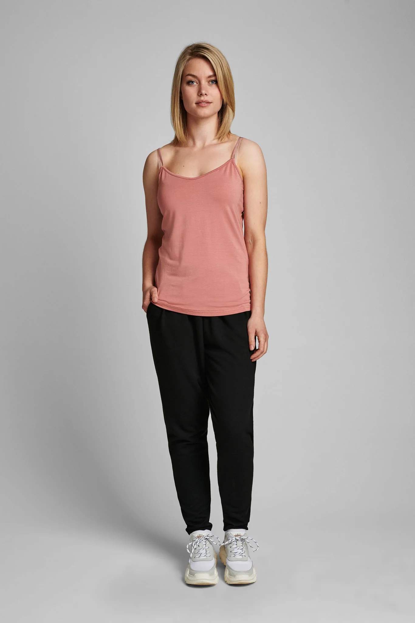 NUCADY SINGLET - NOOS - Ash Rose - Image 3