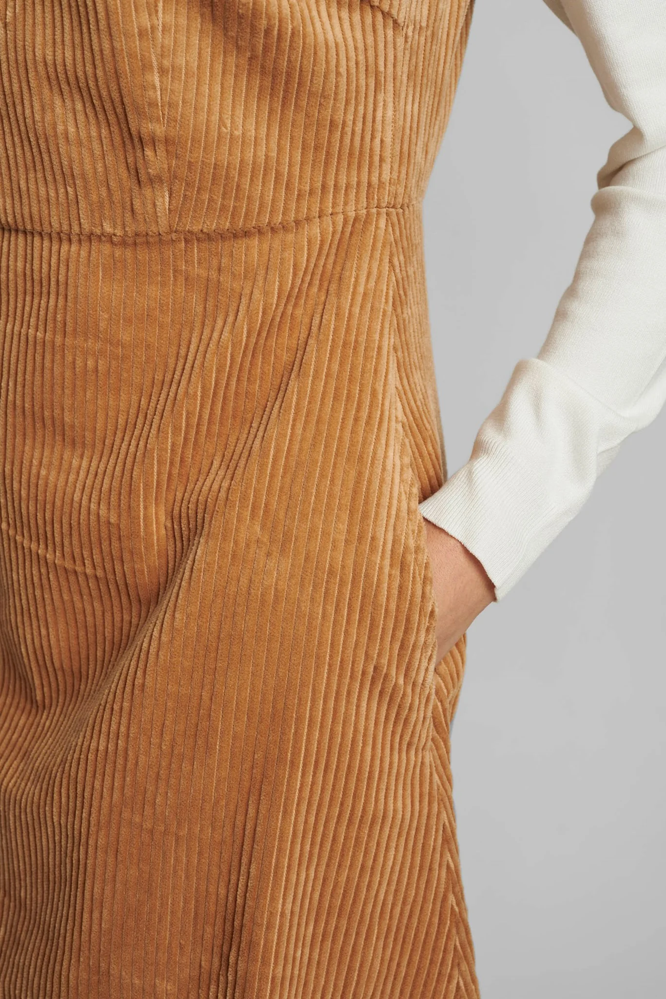 NUCALAH DRESS - Tannin - Image 5