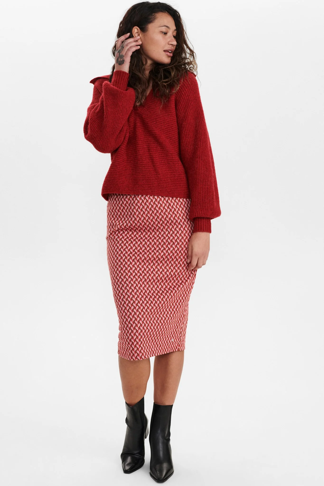 NUCALLISTA PULLOVER - Molten Lava - Image 3