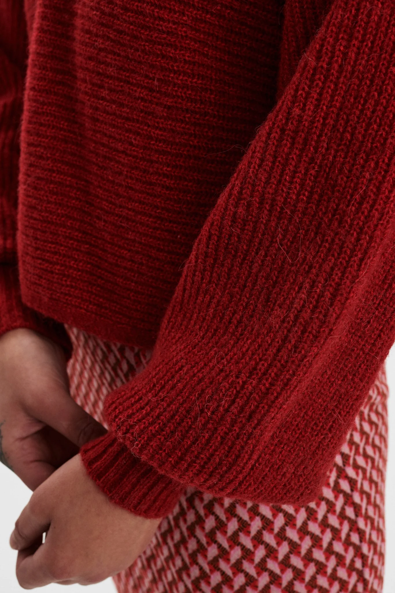 NUCALLISTA PULLOVER - Molten Lava - Image 5