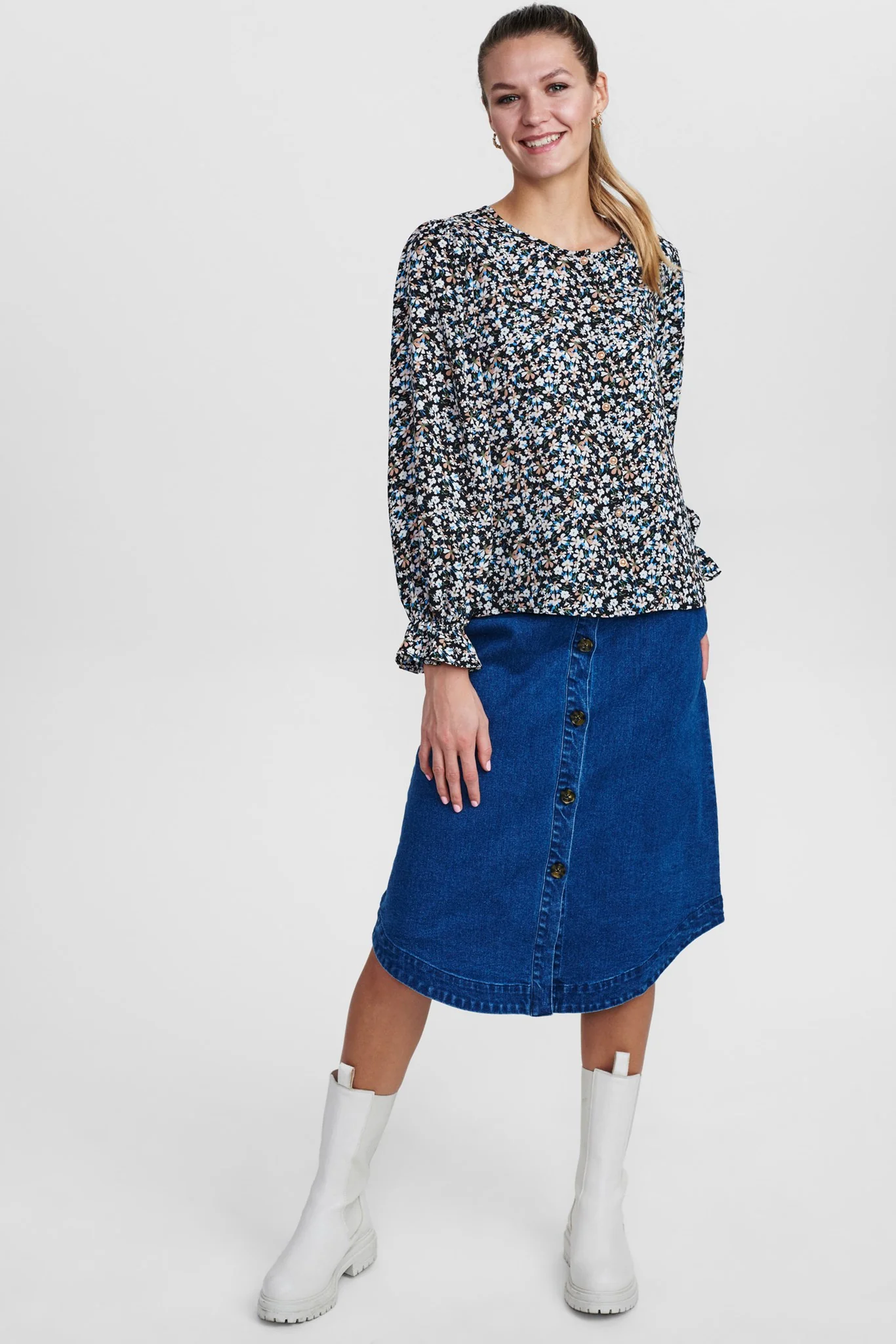 NUCALTUM BLOUSE  - Della Robbia Blue - Image 3