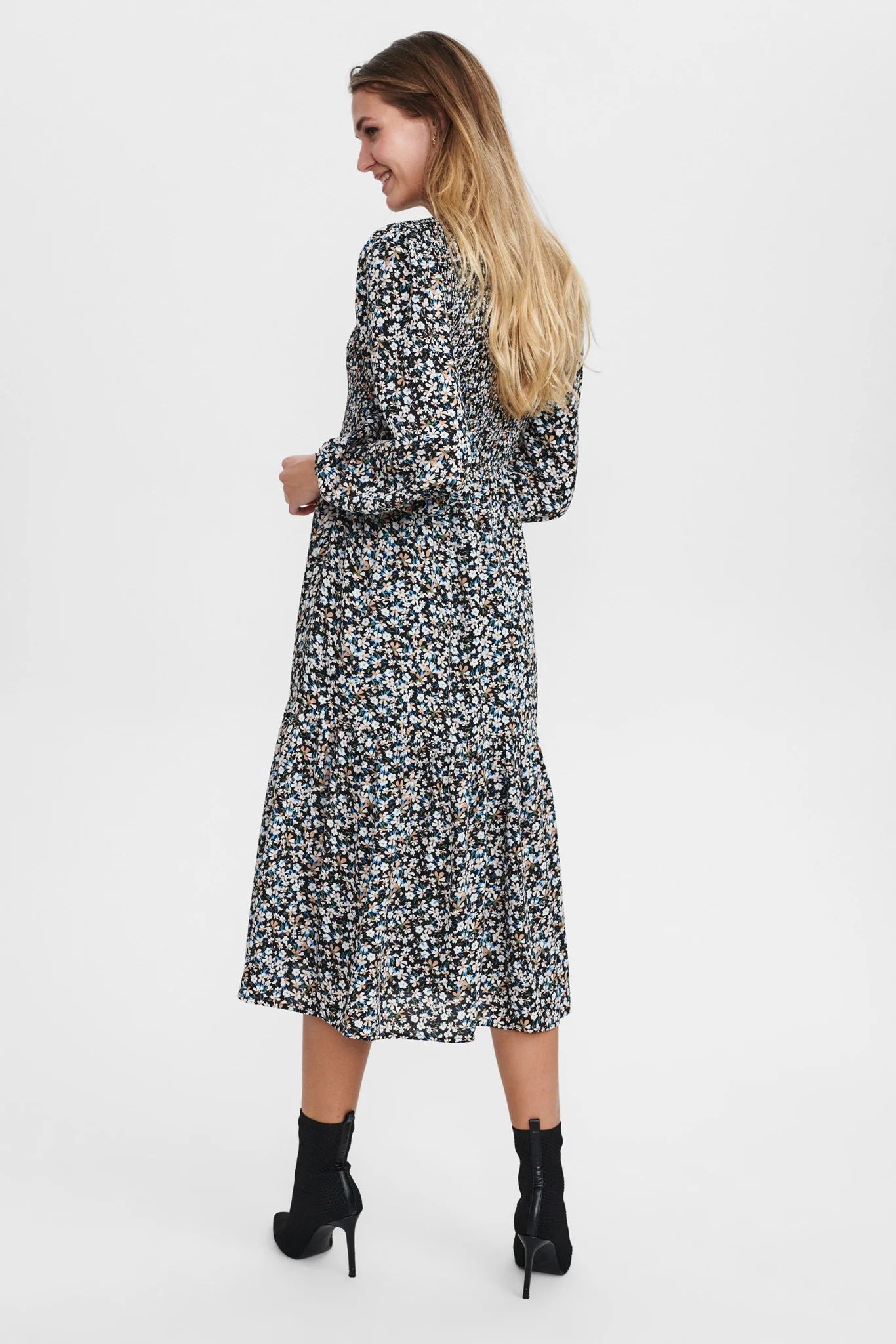 NUCALTUM DRESS - Della Robbia Blue - Image 2