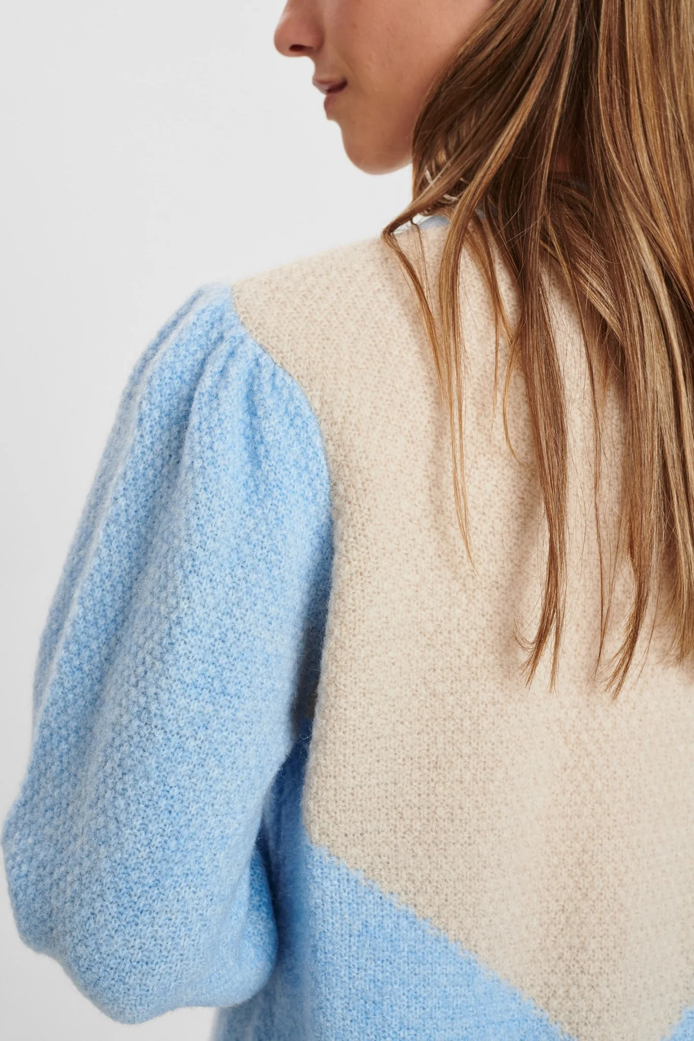 NUCALYPSO CARDIGAN - Cashmere Blue - Image 4