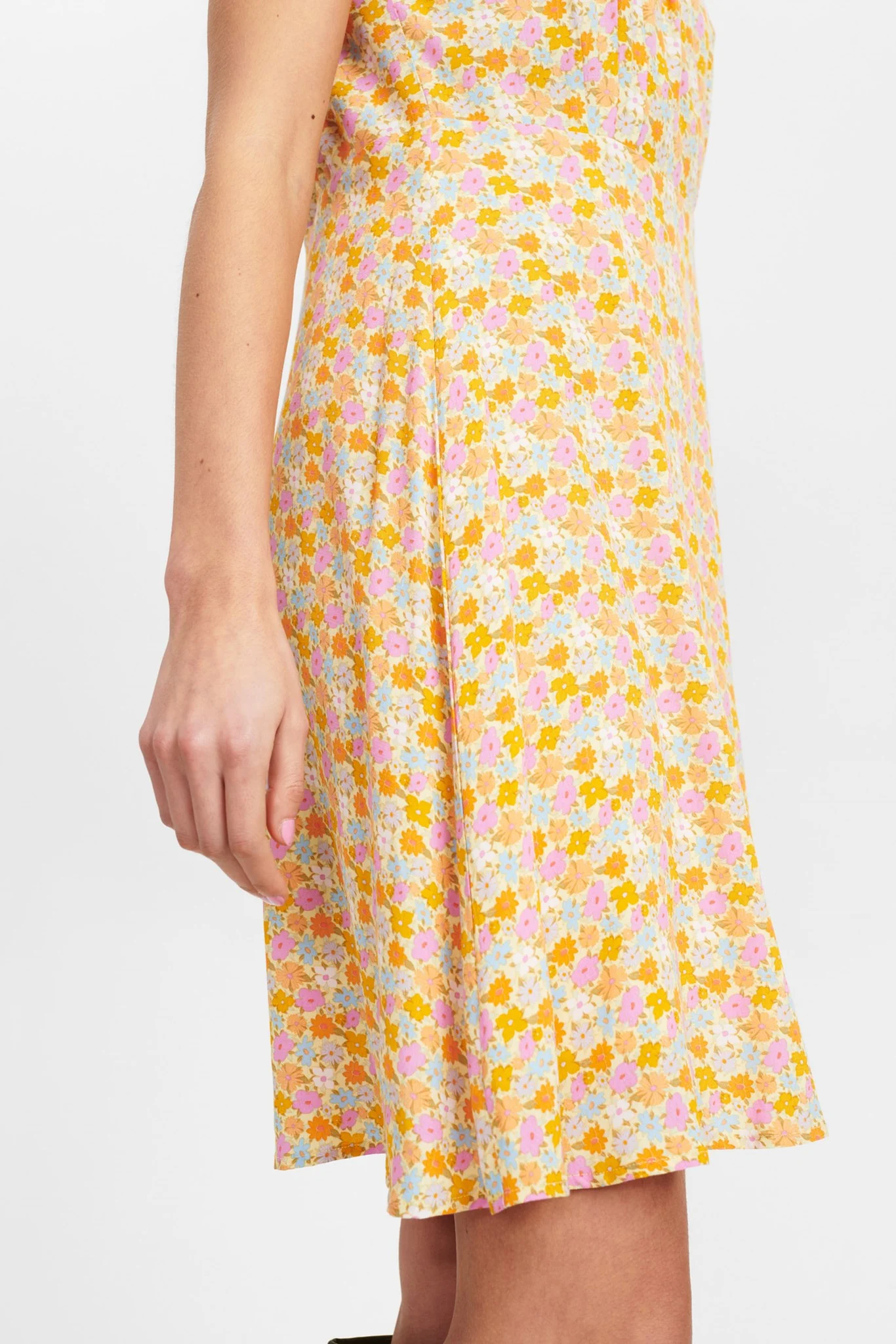 NUCAMBELL DRESS - Popcorn - Image 4